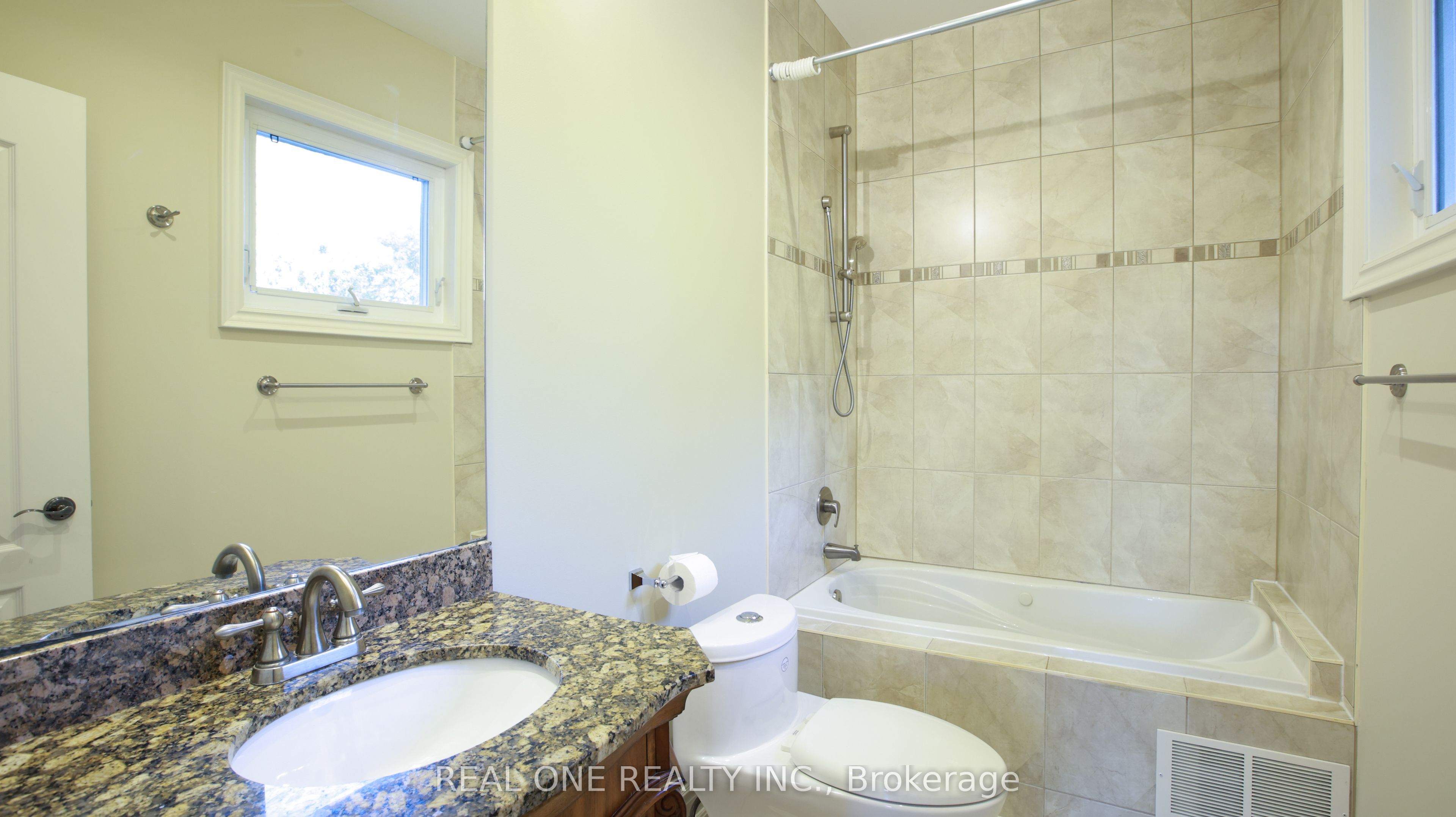 MLS #W12455341 image #24