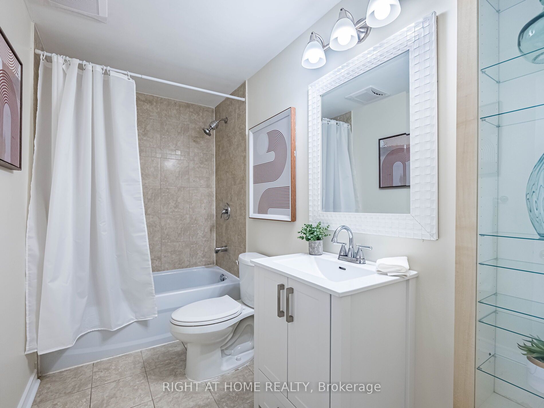 MLS #W12455457 image #23