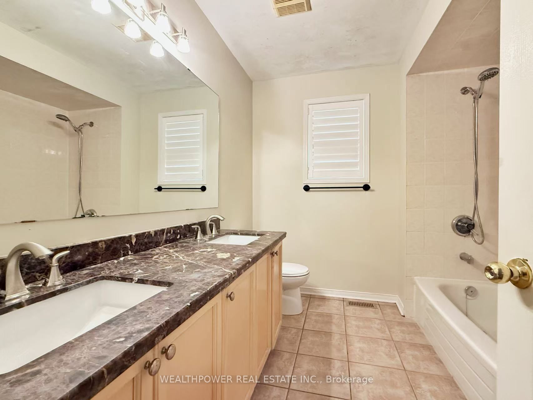 MLS #W12455711 image #13