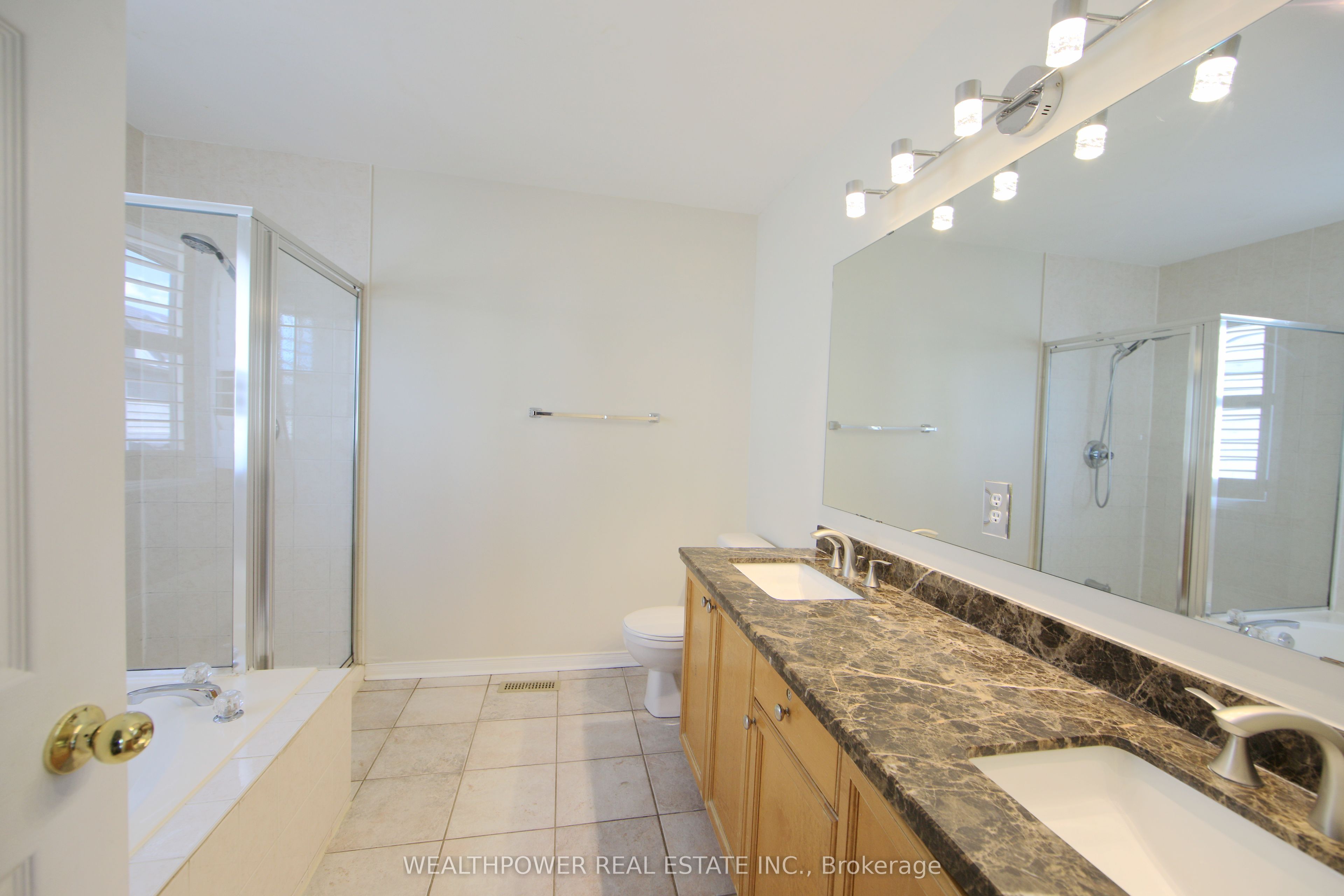 MLS #W12455711 image #17