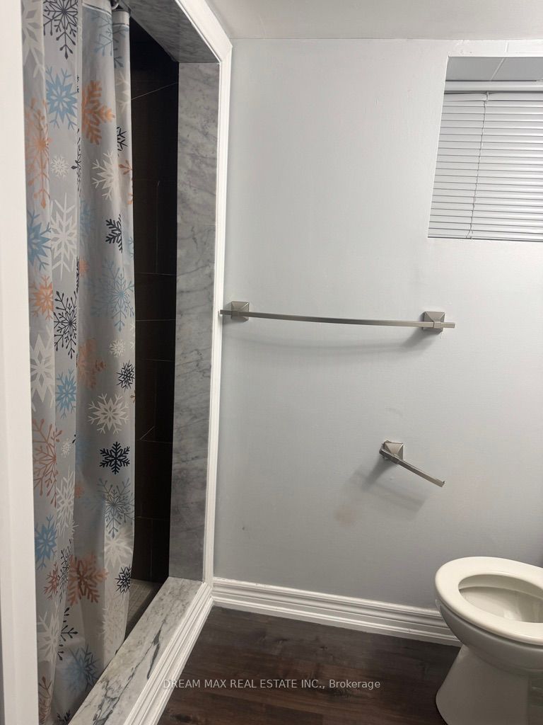 MLS #W12455755 image #10