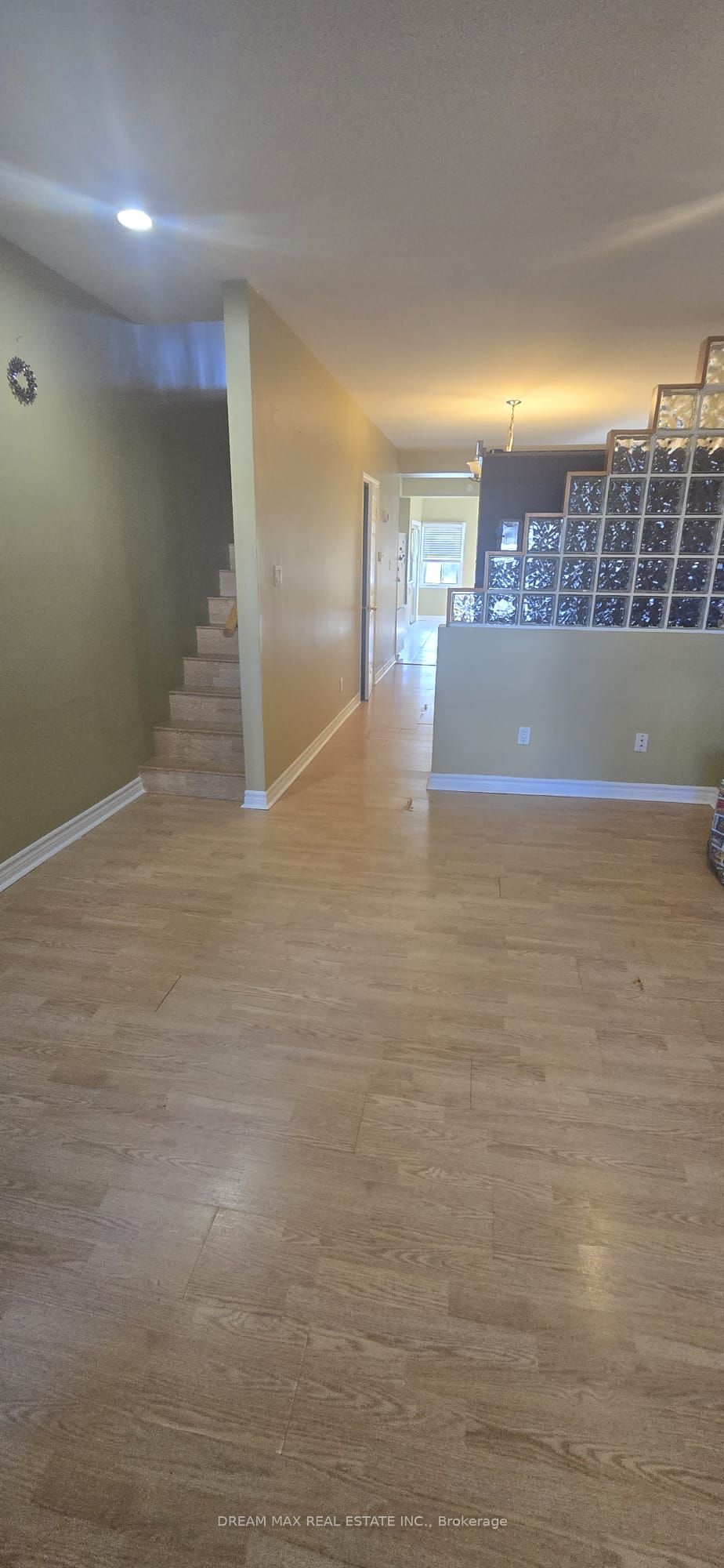 MLS #W12455755 image #21