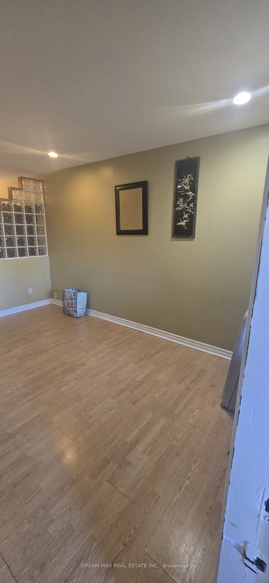 MLS #W12455755 image #22