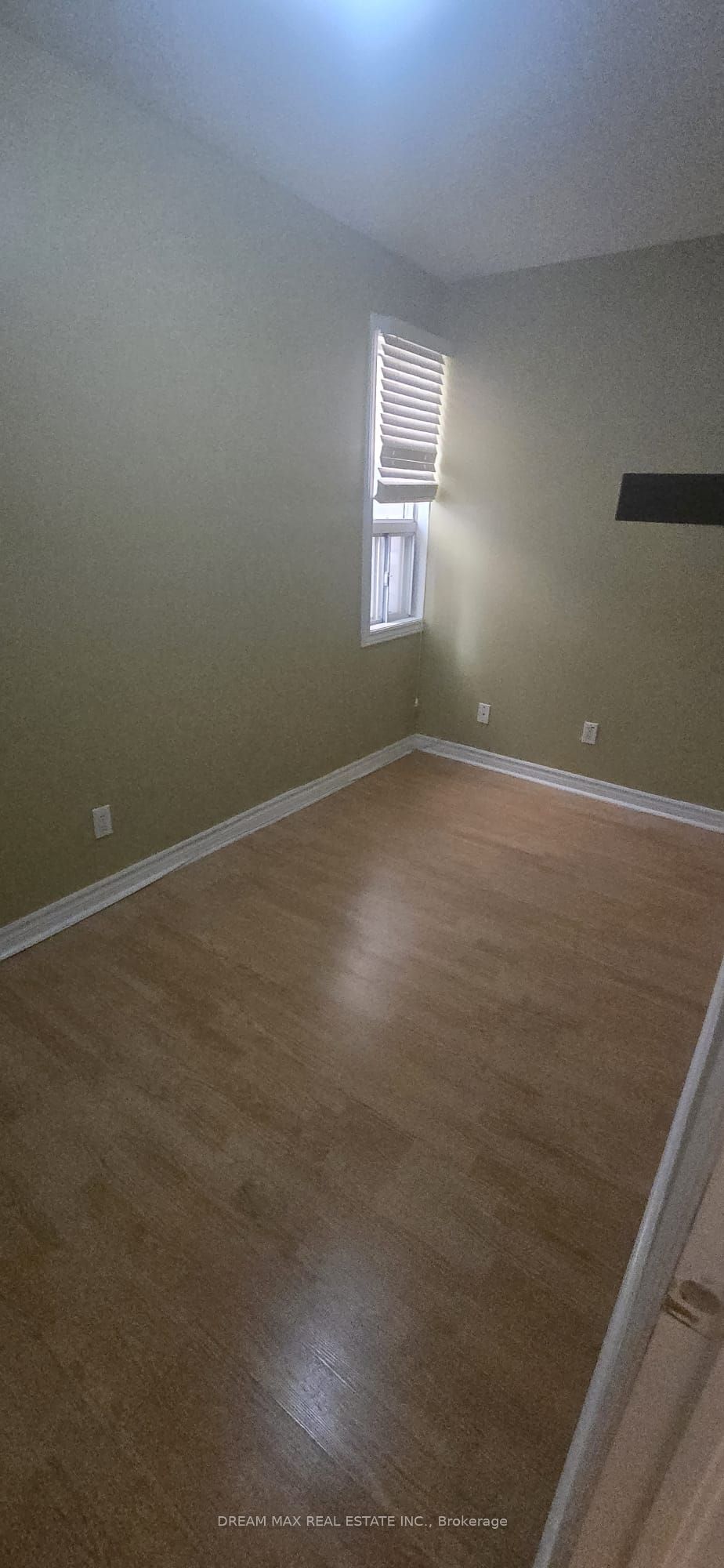 MLS #W12455755 image #29