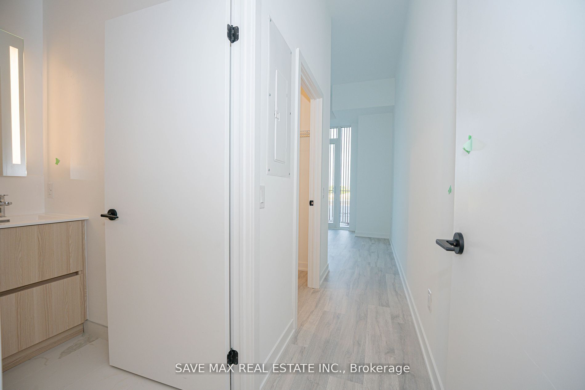 MLS #W12455910 image #10