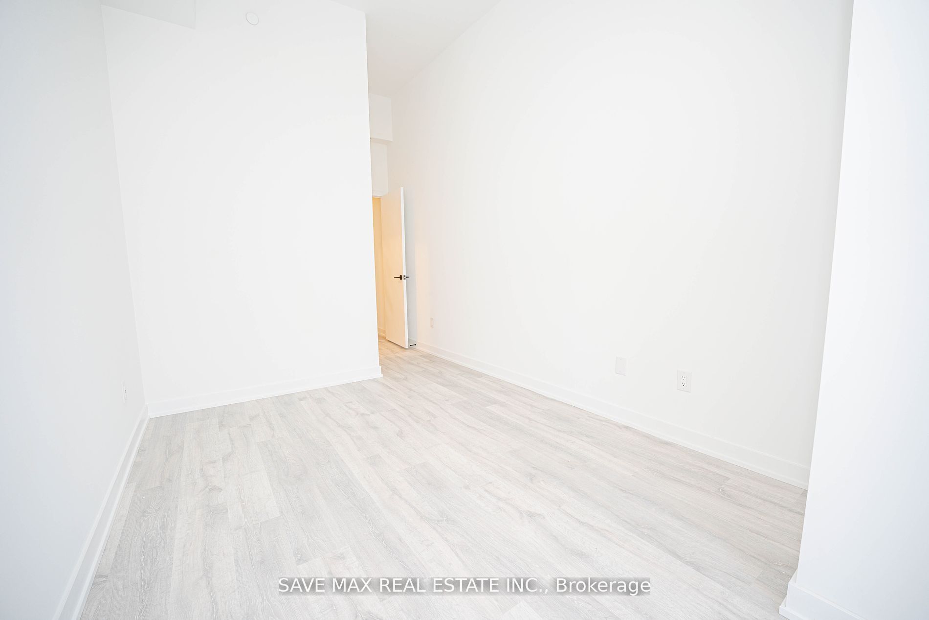 MLS #W12455910 image #18