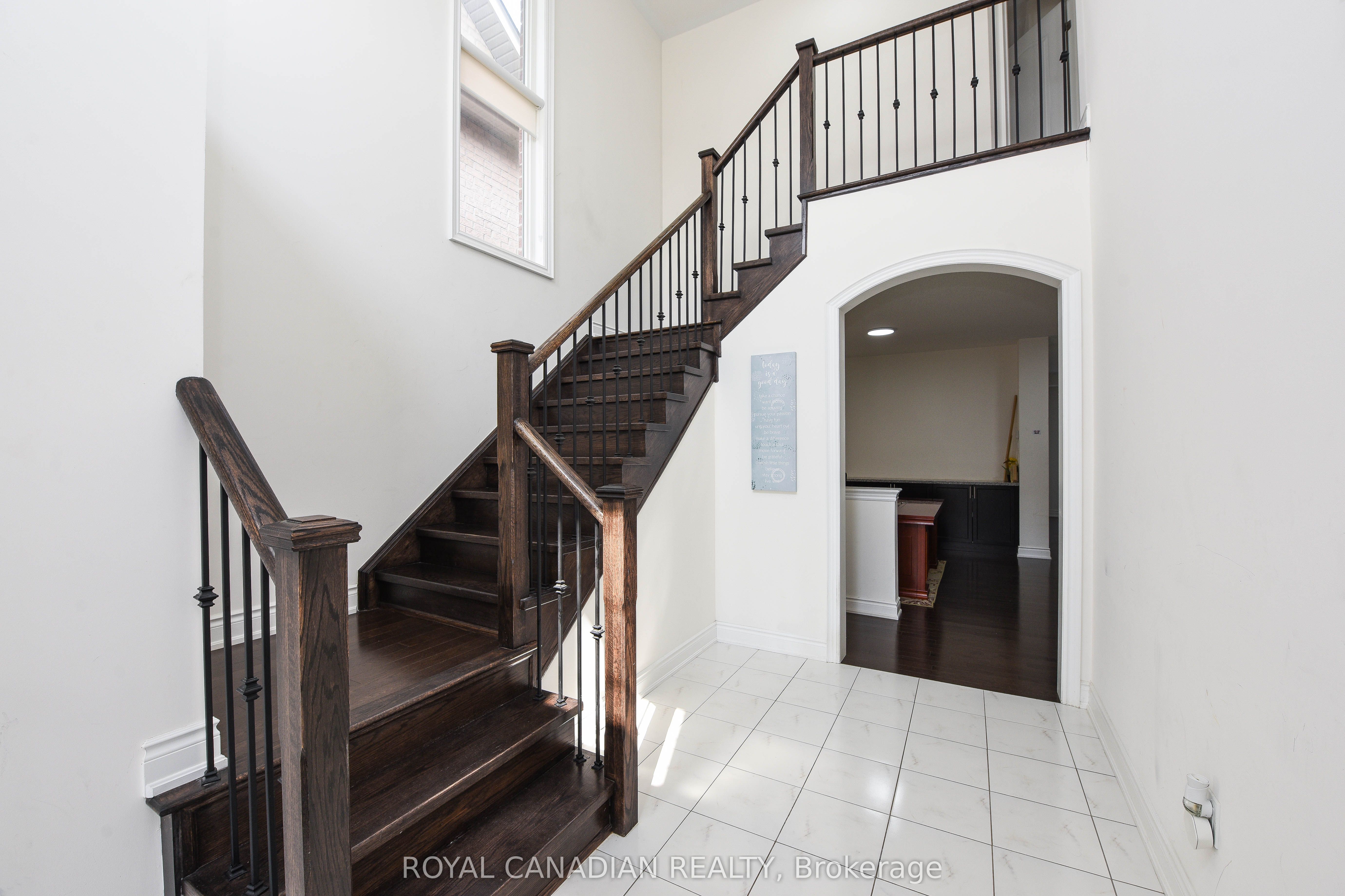 MLS #W12456580 image #15