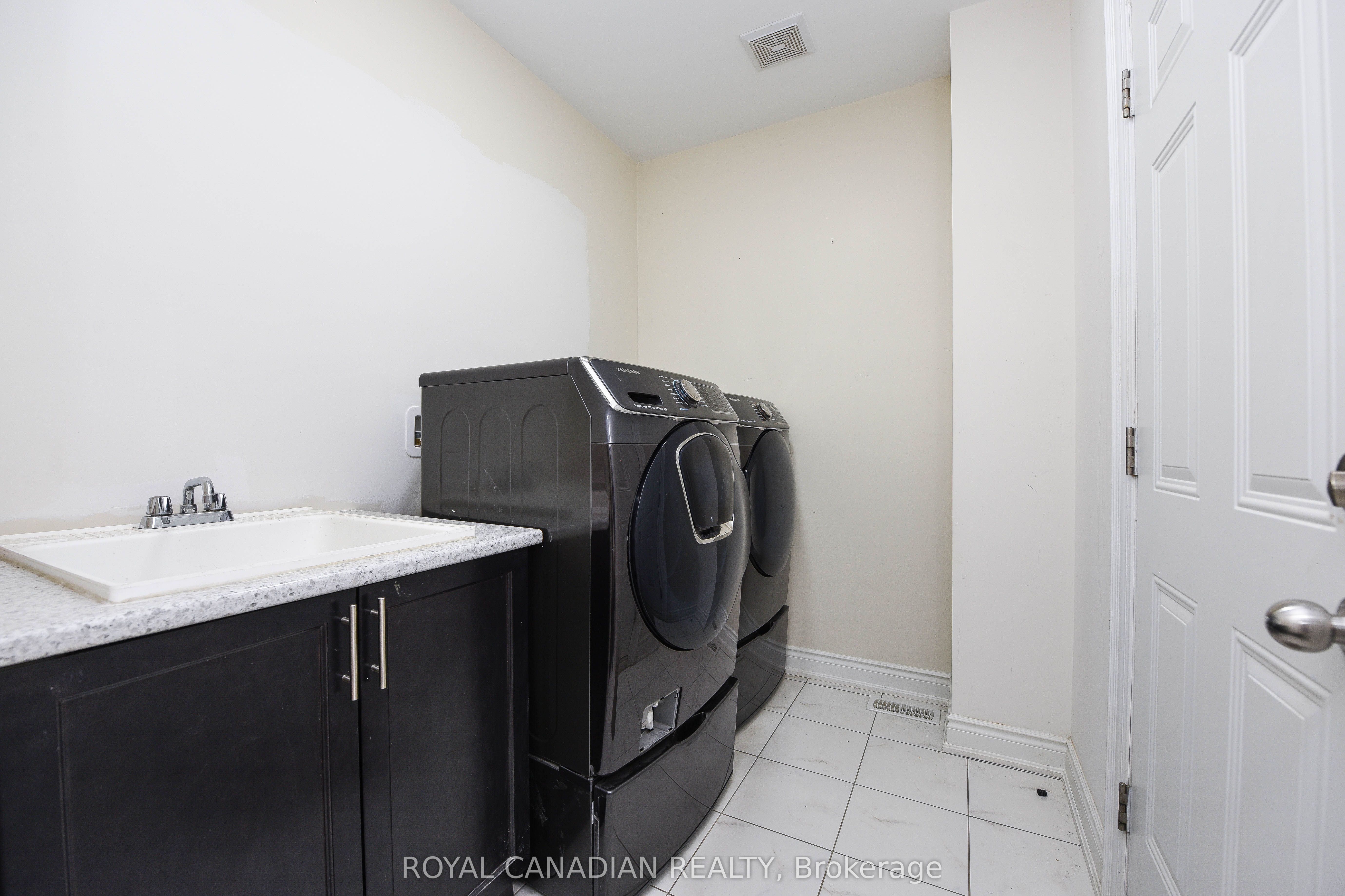 MLS #W12456580 image #27