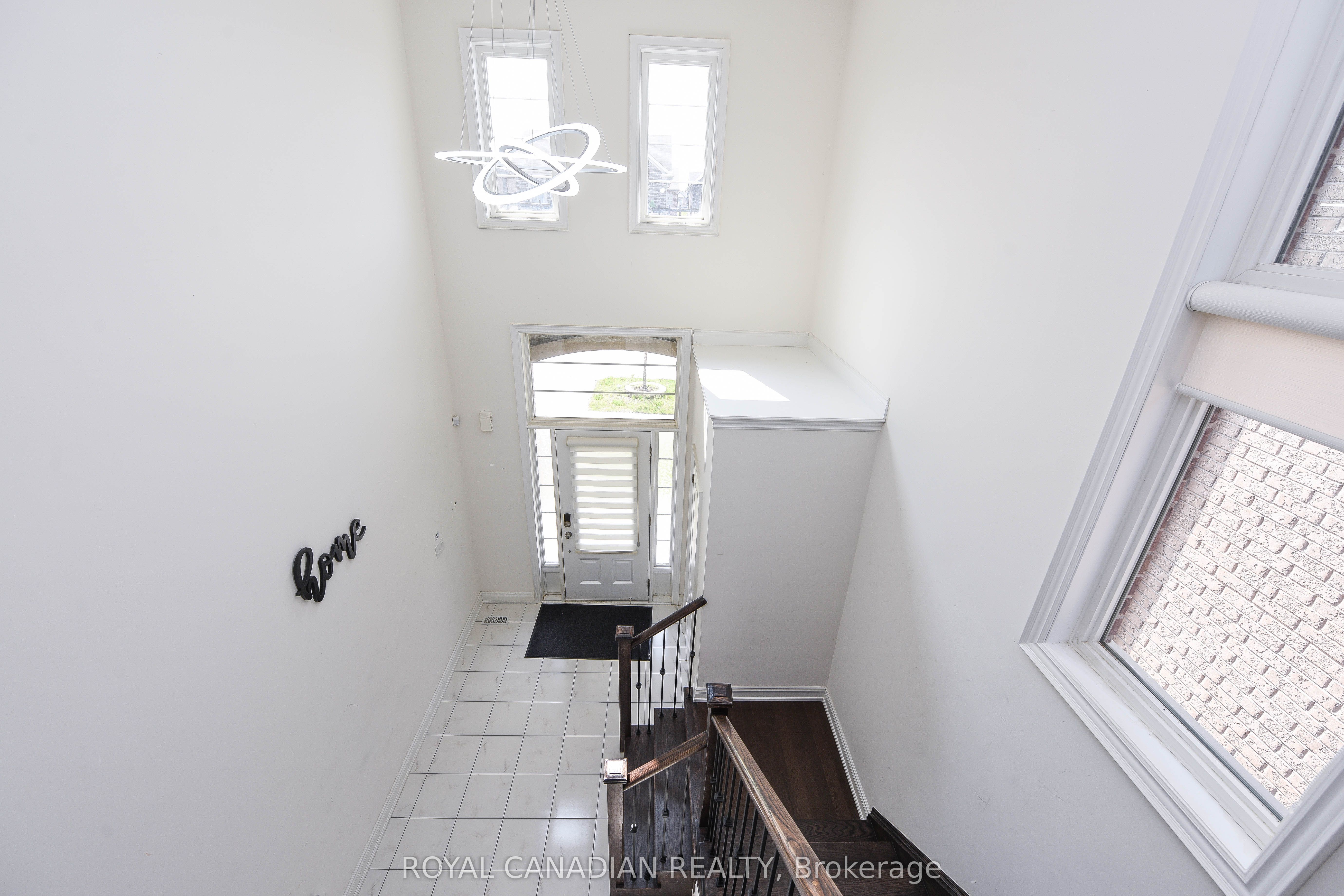 MLS #W12456580 image #3