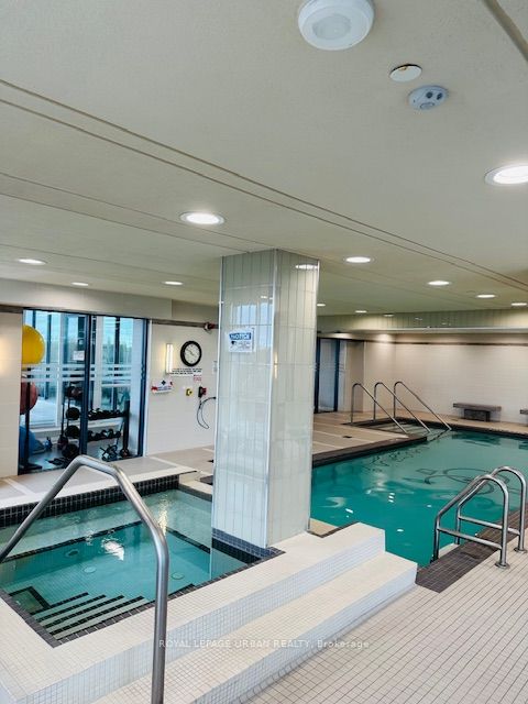 MLS #W12456658 image #23