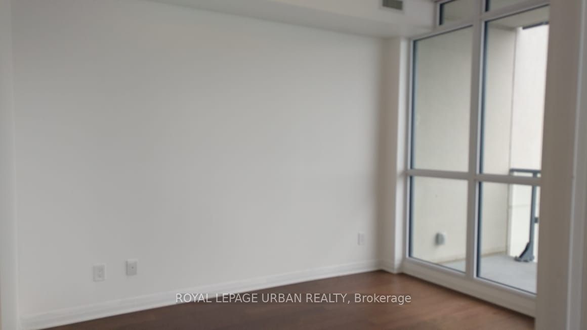 MLS #W12456658 image #6