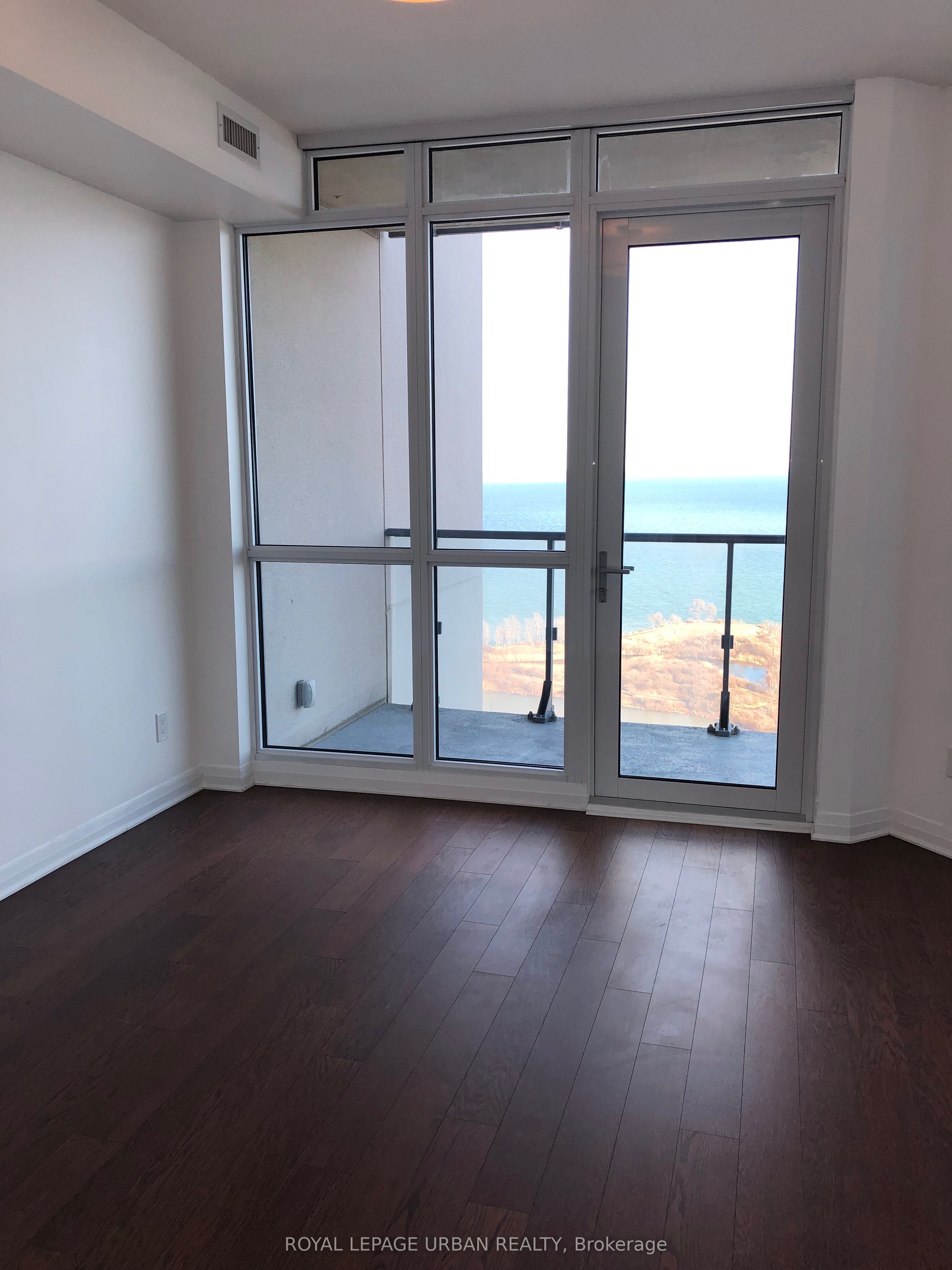 MLS #W12456658 image #8