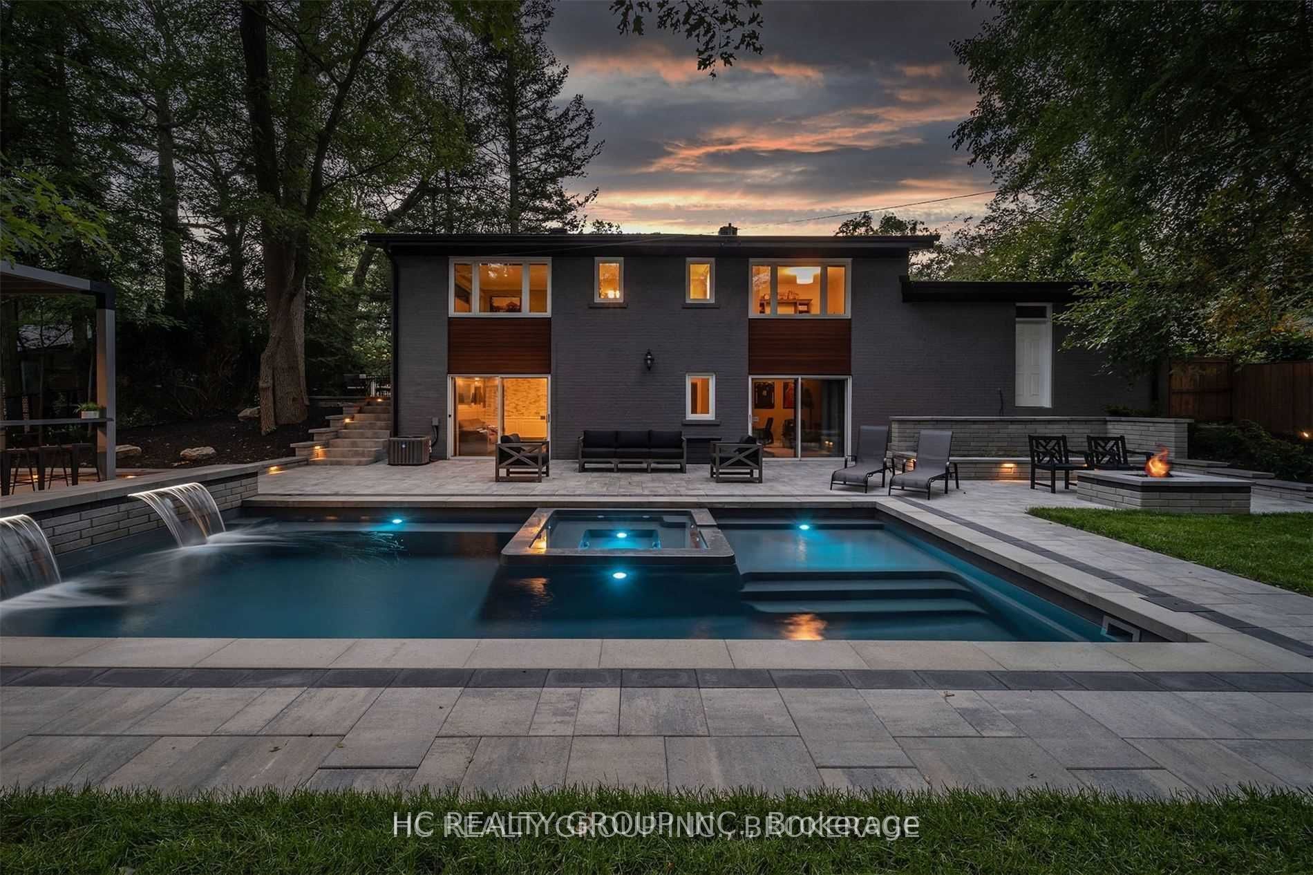 MLS #W12457900 image #2