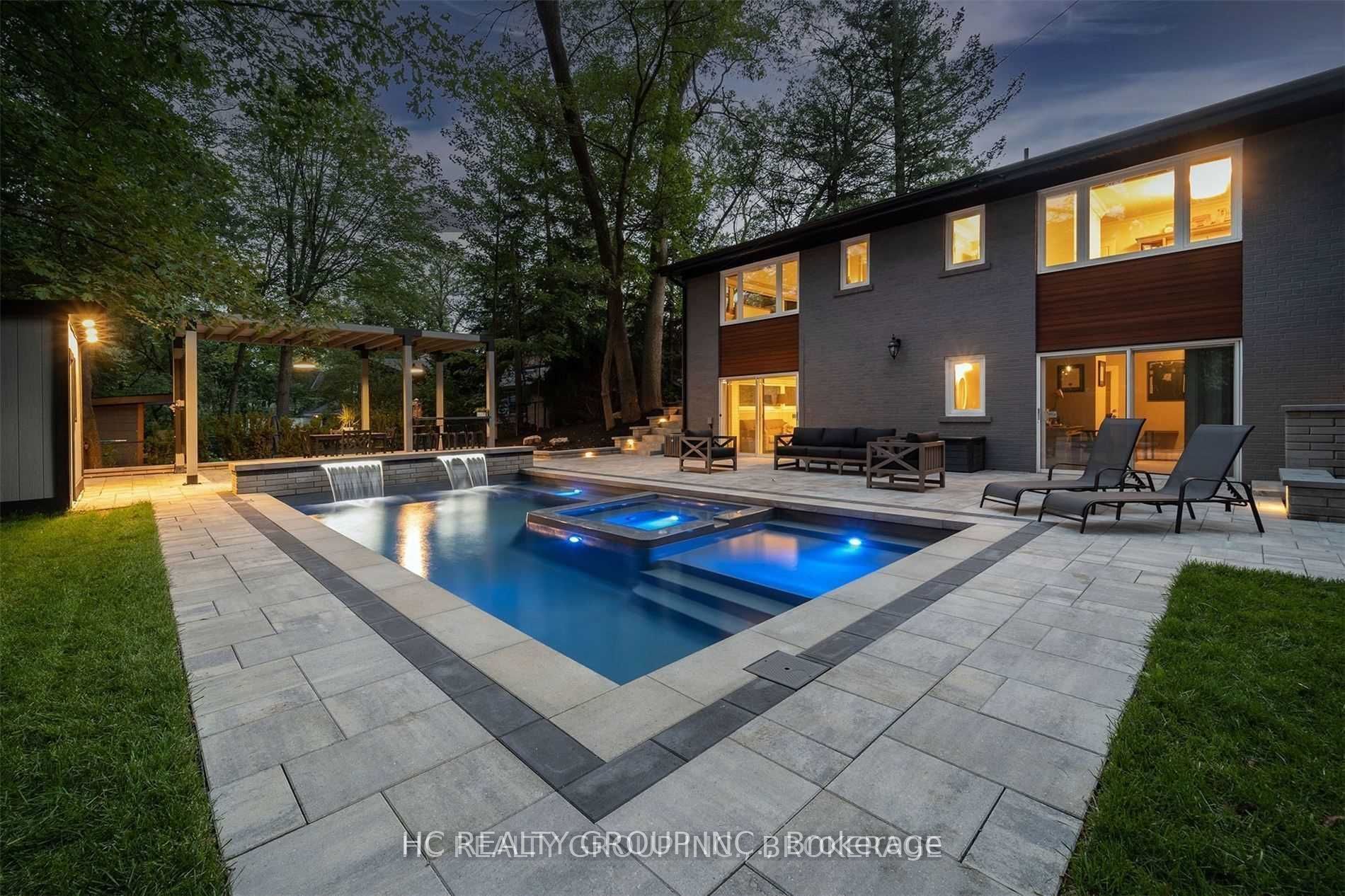 MLS #W12457900 image #4