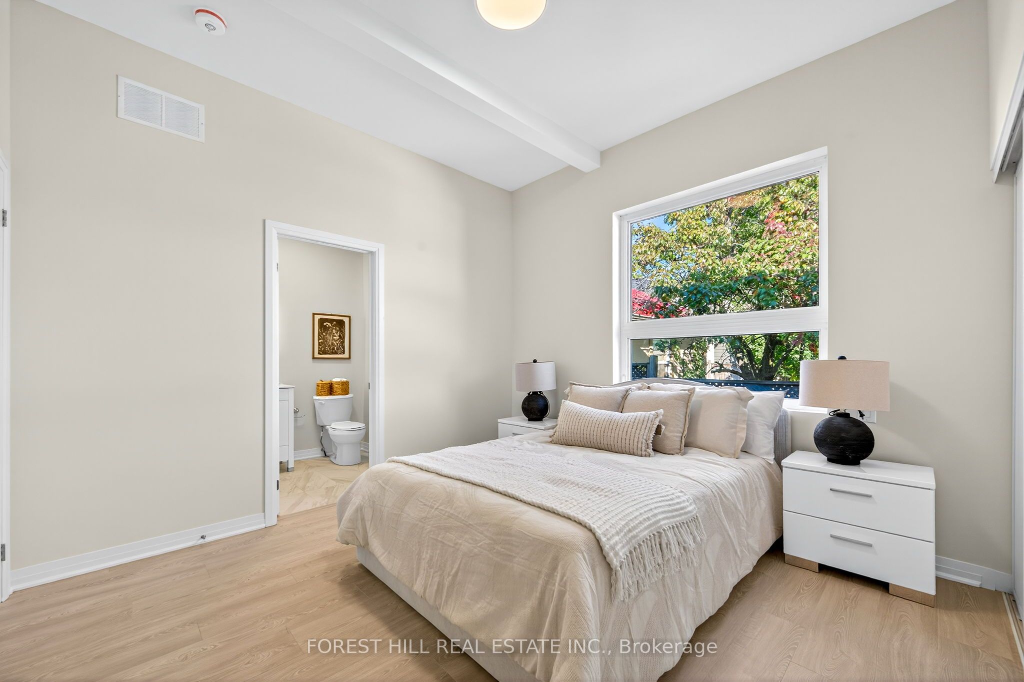 MLS #W12458083 image #15