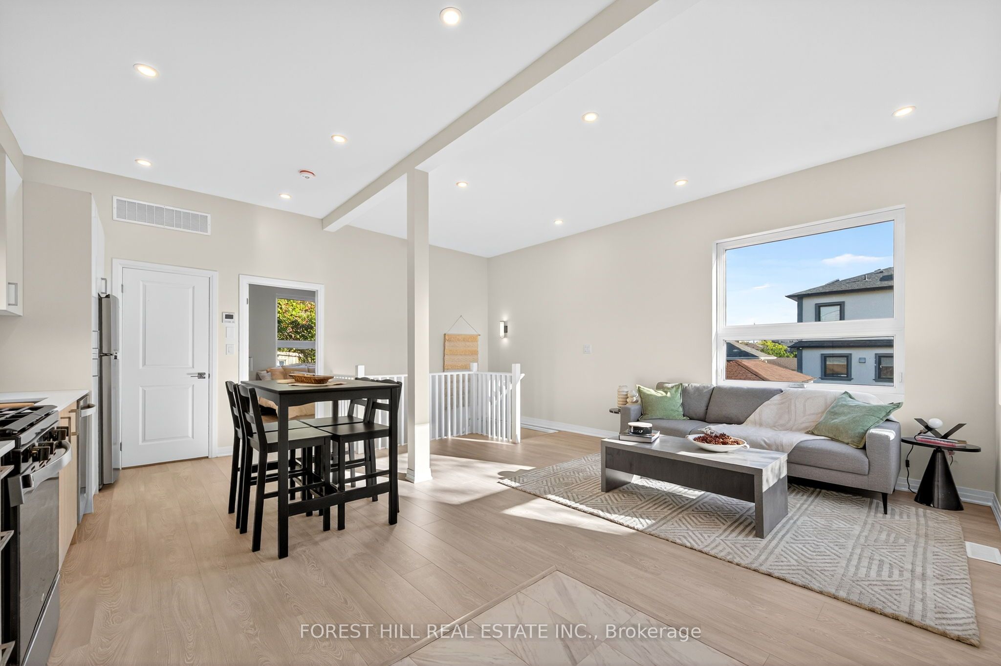 MLS #W12458083 image #9