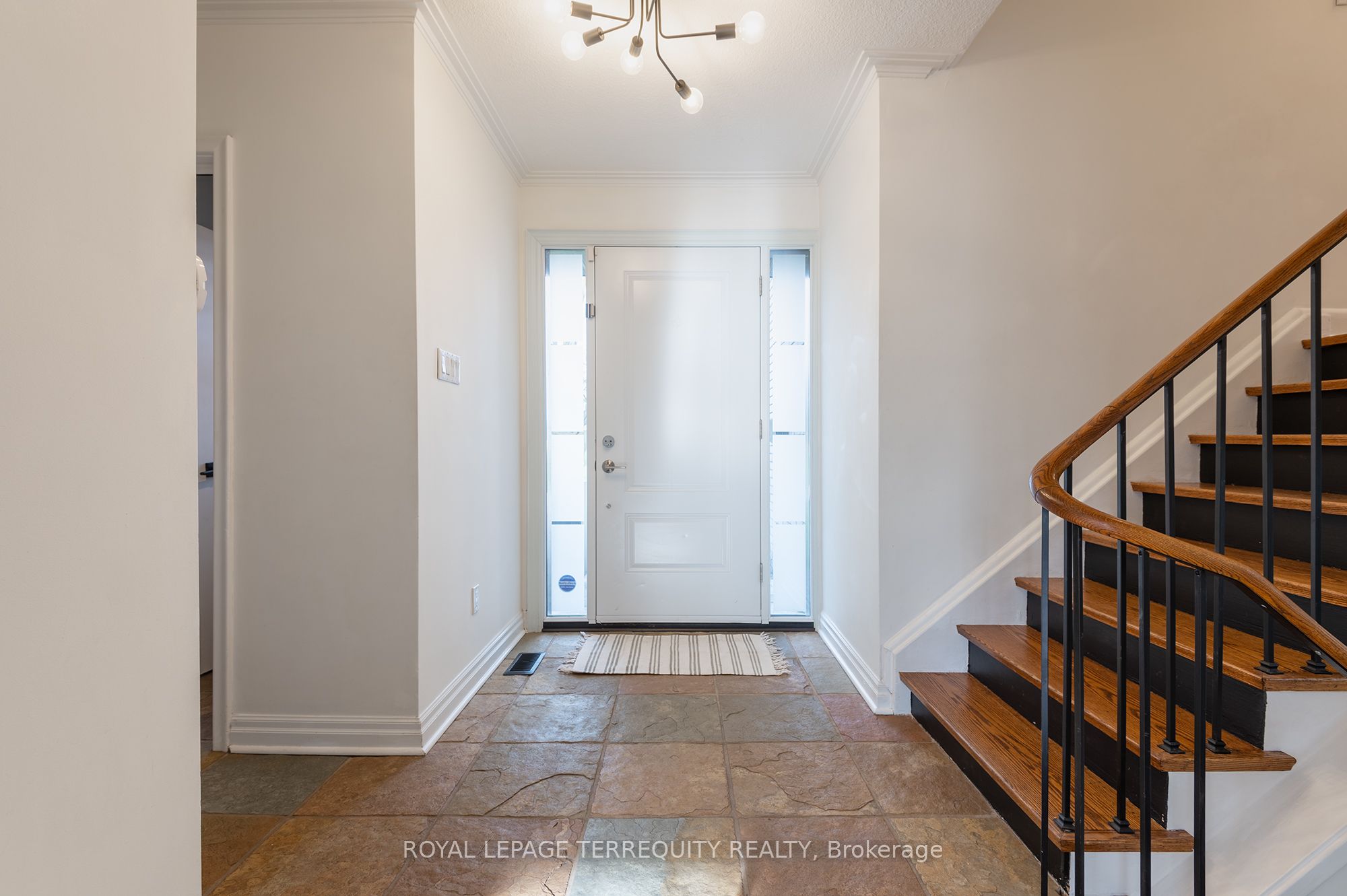 MLS #W12458811 image #2