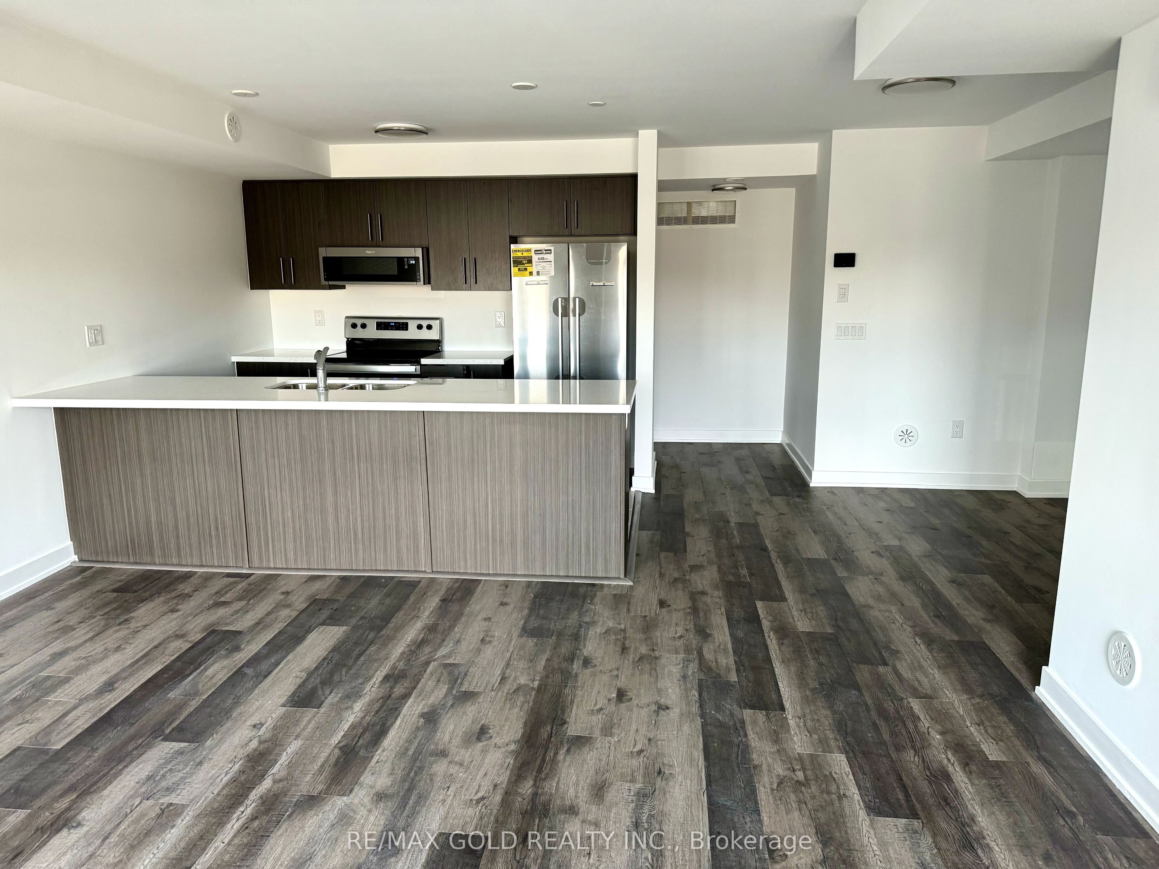 MLS #W12458886 image #1