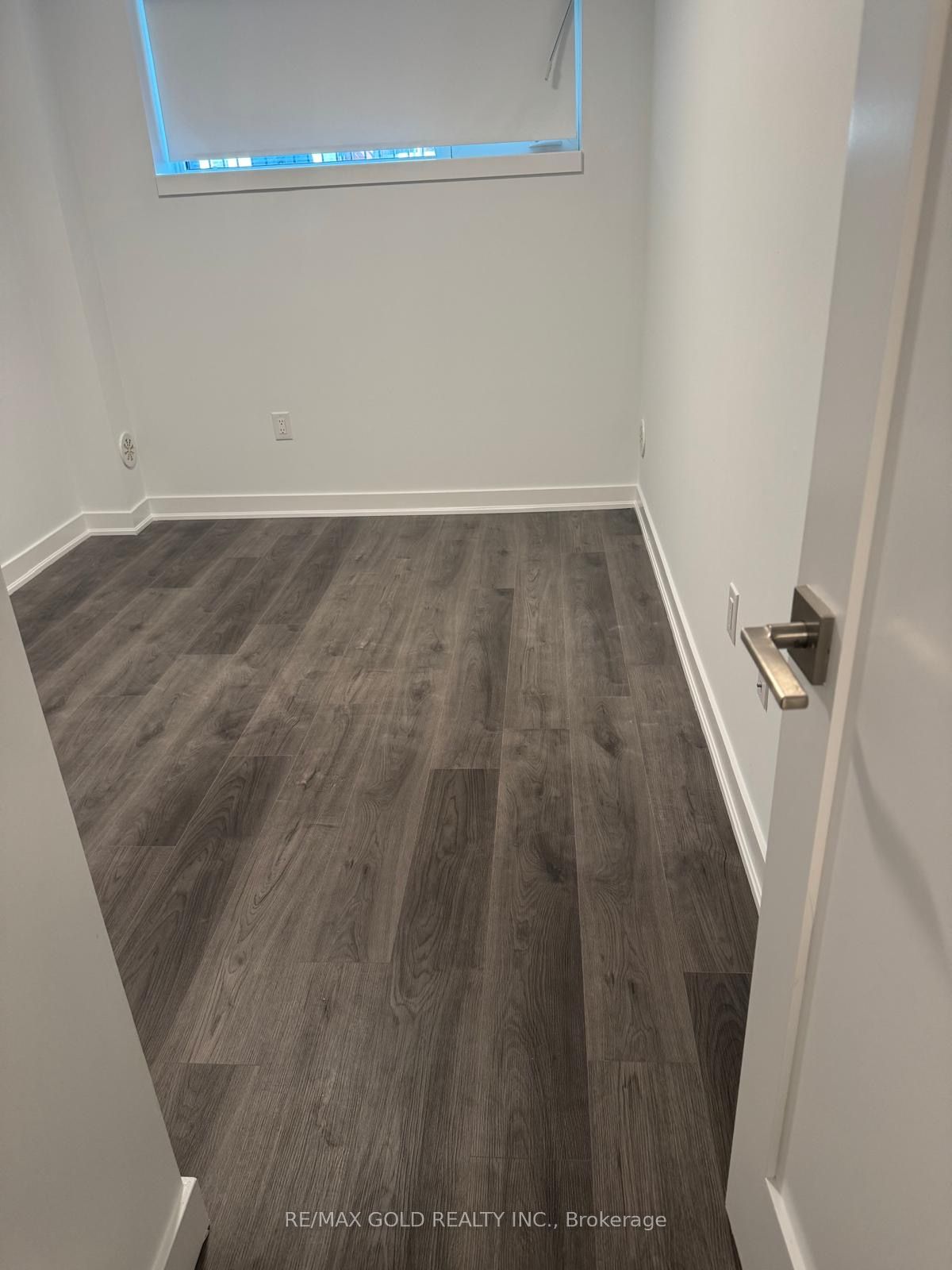 MLS #W12458886 image #10