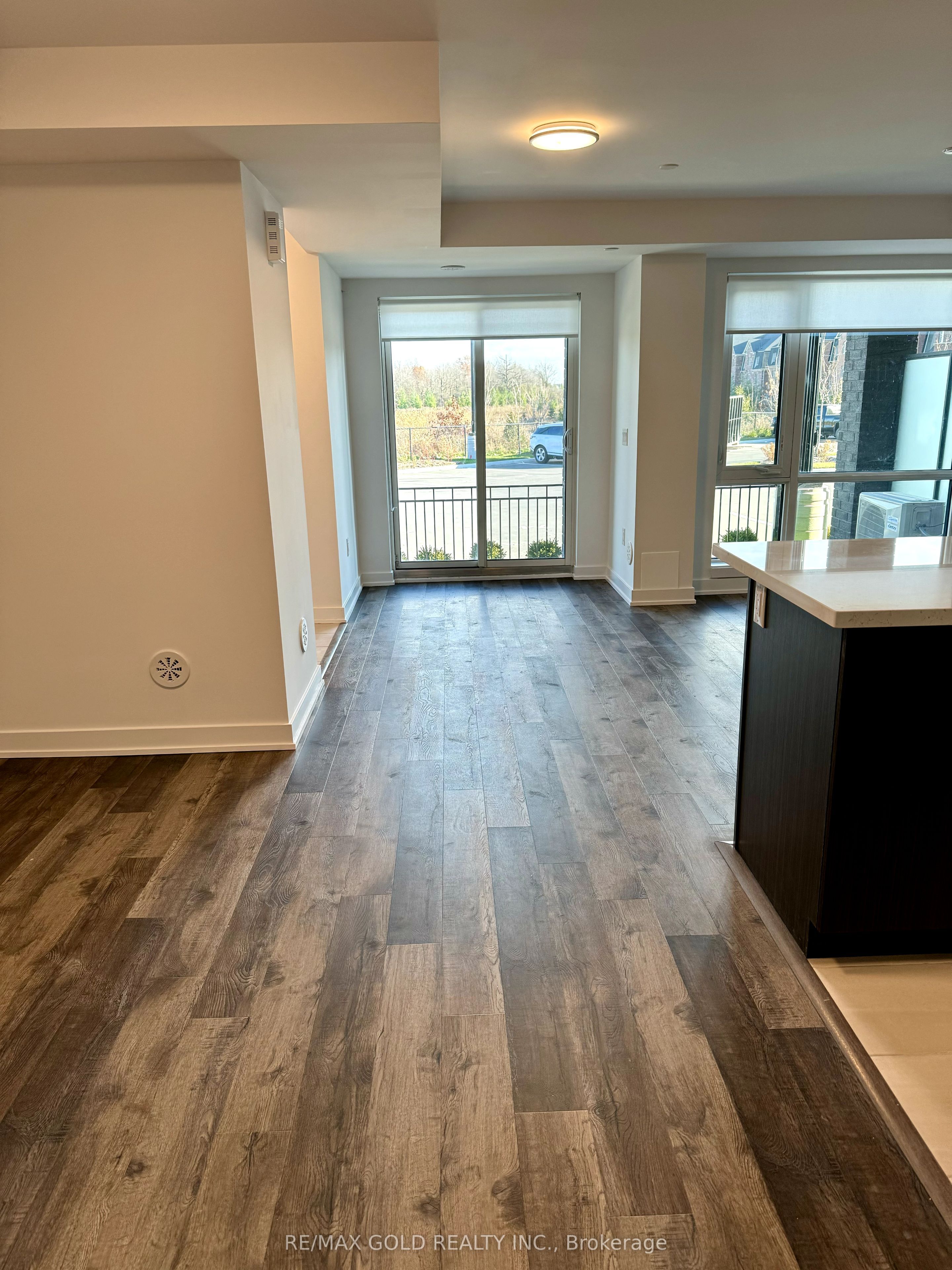 MLS #W12458886 image #6