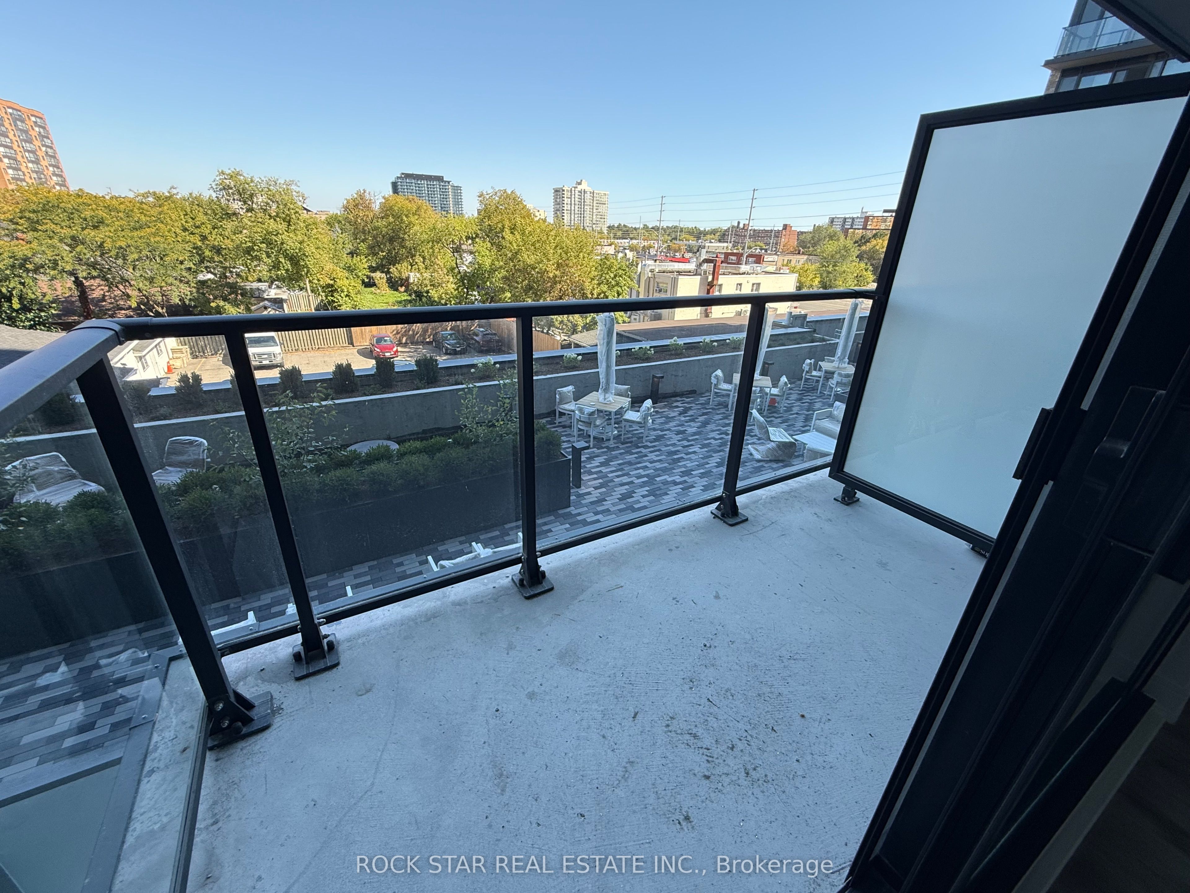 MLS #W12459284 image #6