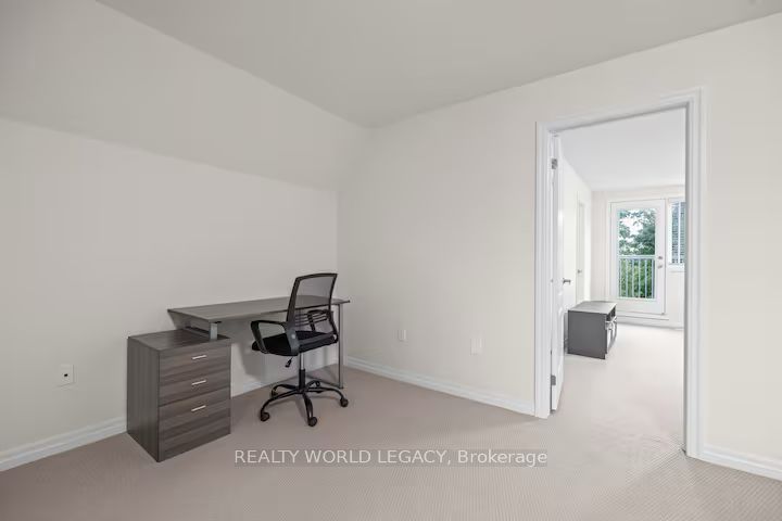 MLS #W12460028 image #10