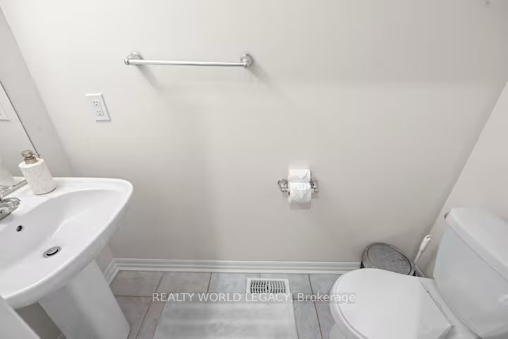 MLS #W12460028 image #23