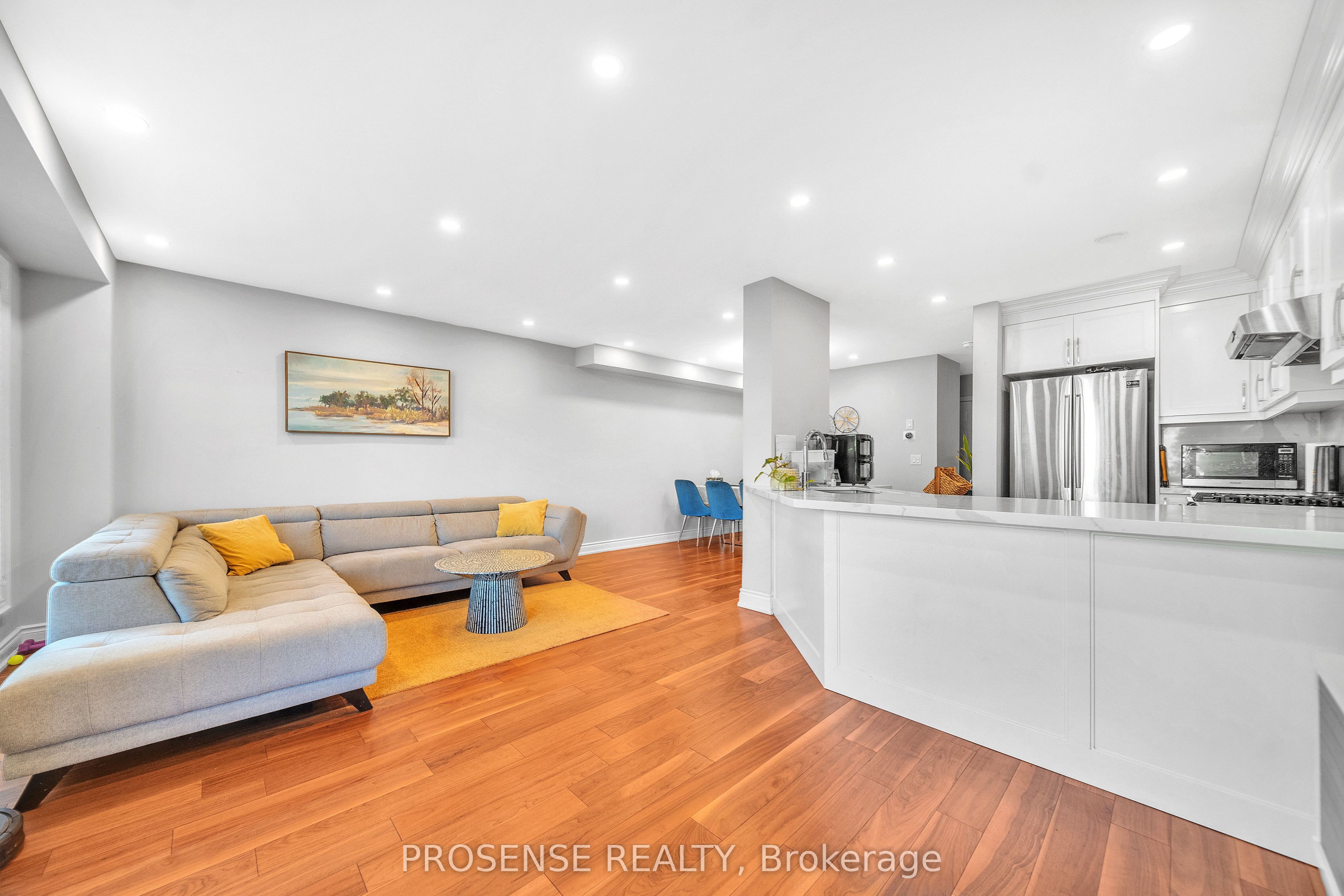 MLS #W12460249 image #12