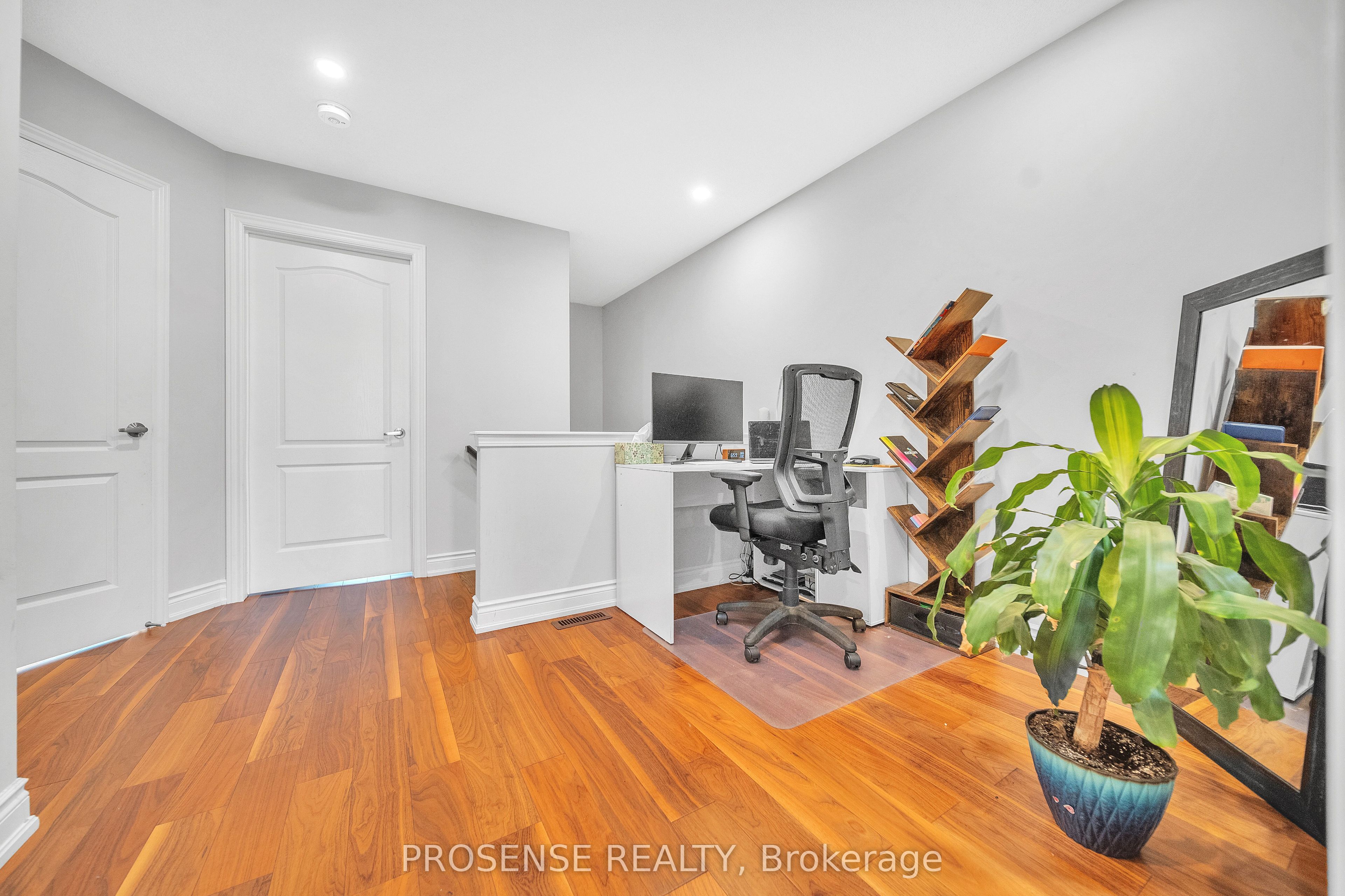 MLS #W12460249 image #18