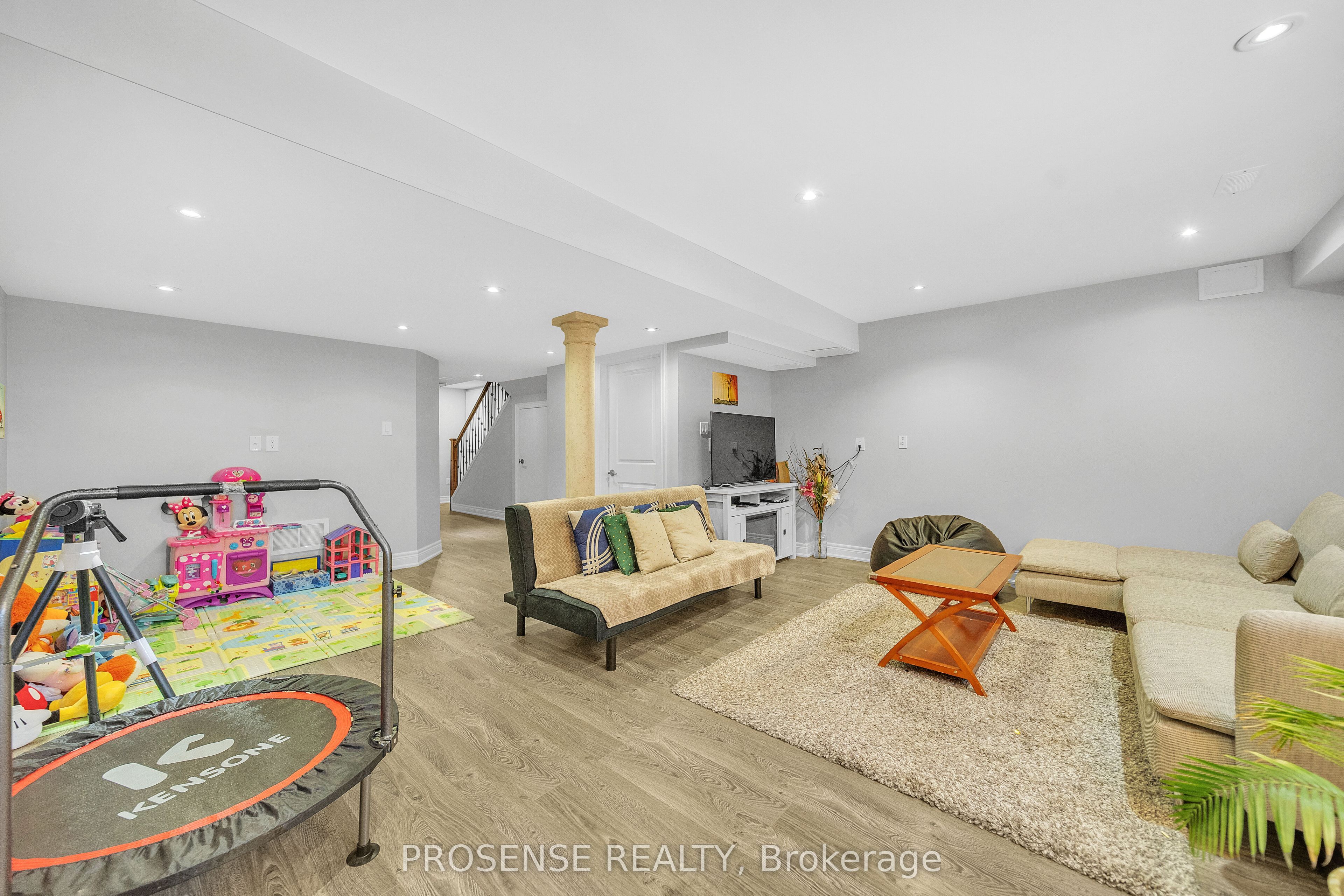 MLS #W12460249 image #27