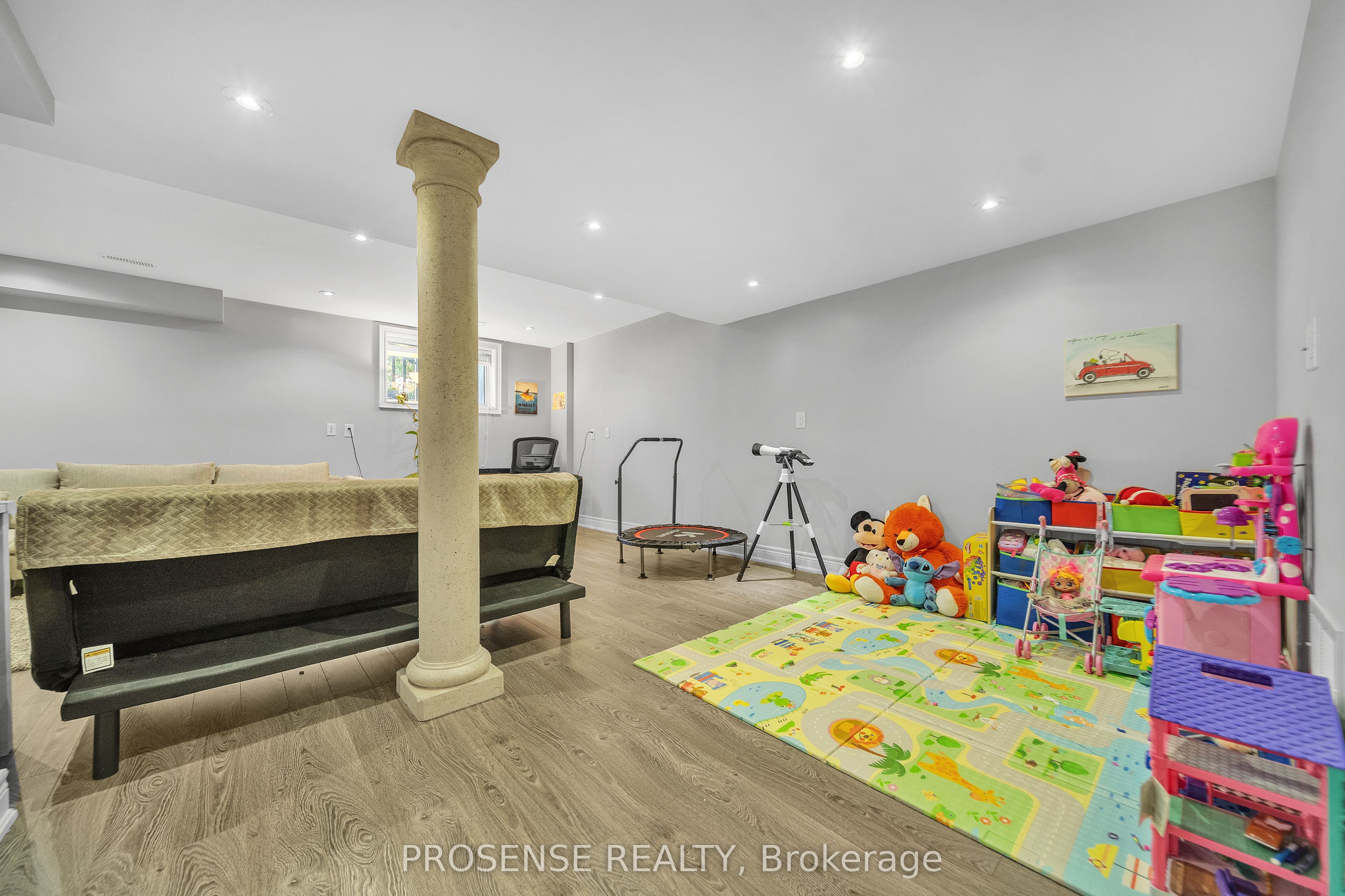 MLS #W12460249 image #31