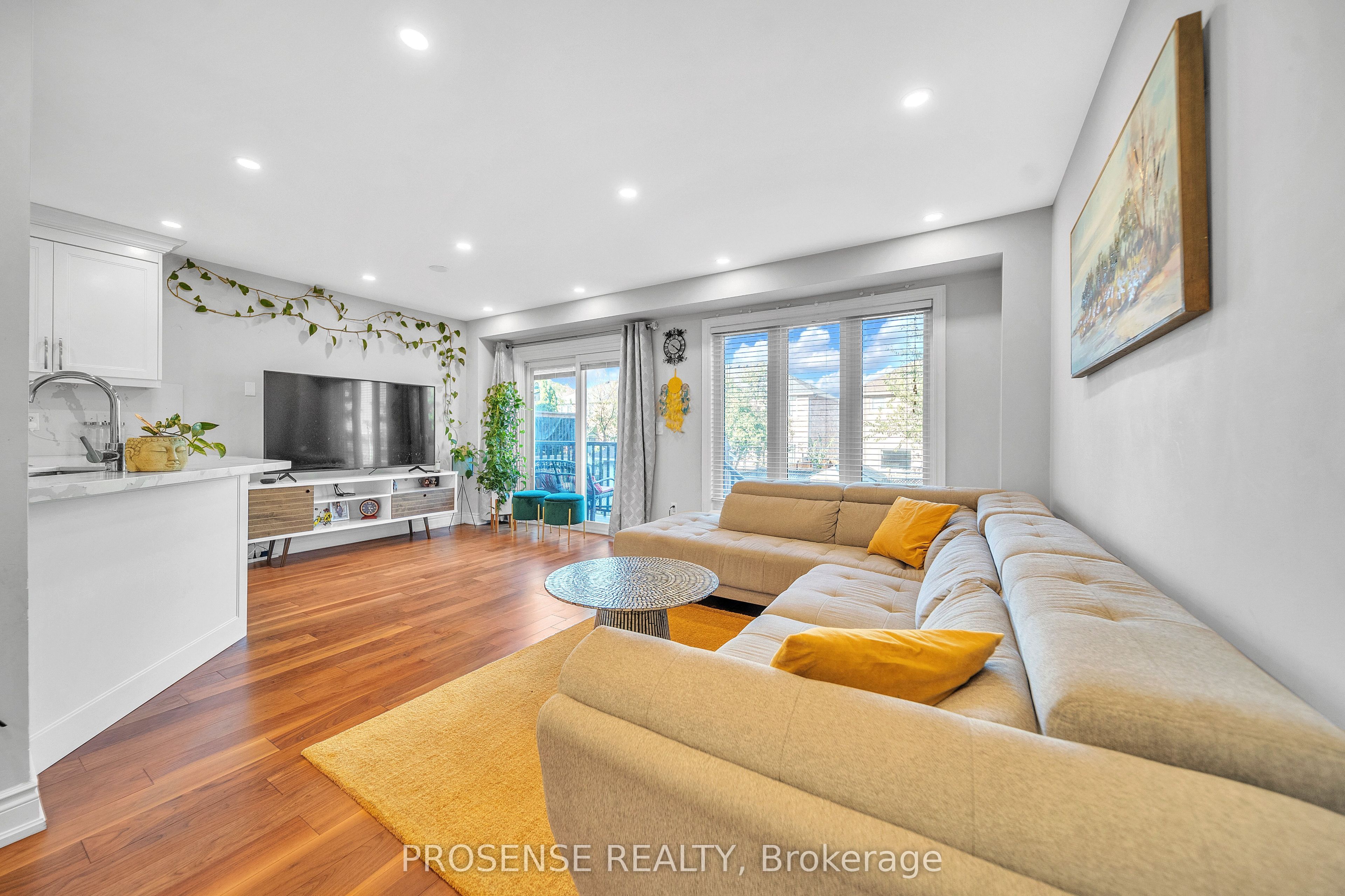 MLS #W12460249 image #9