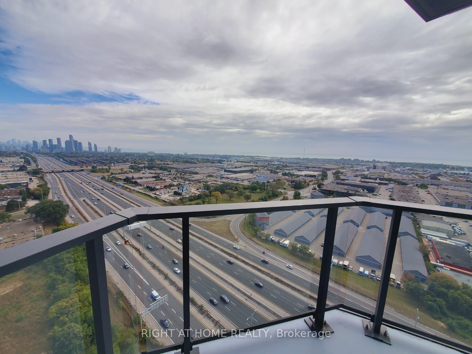 MLS #W12460403 image #16