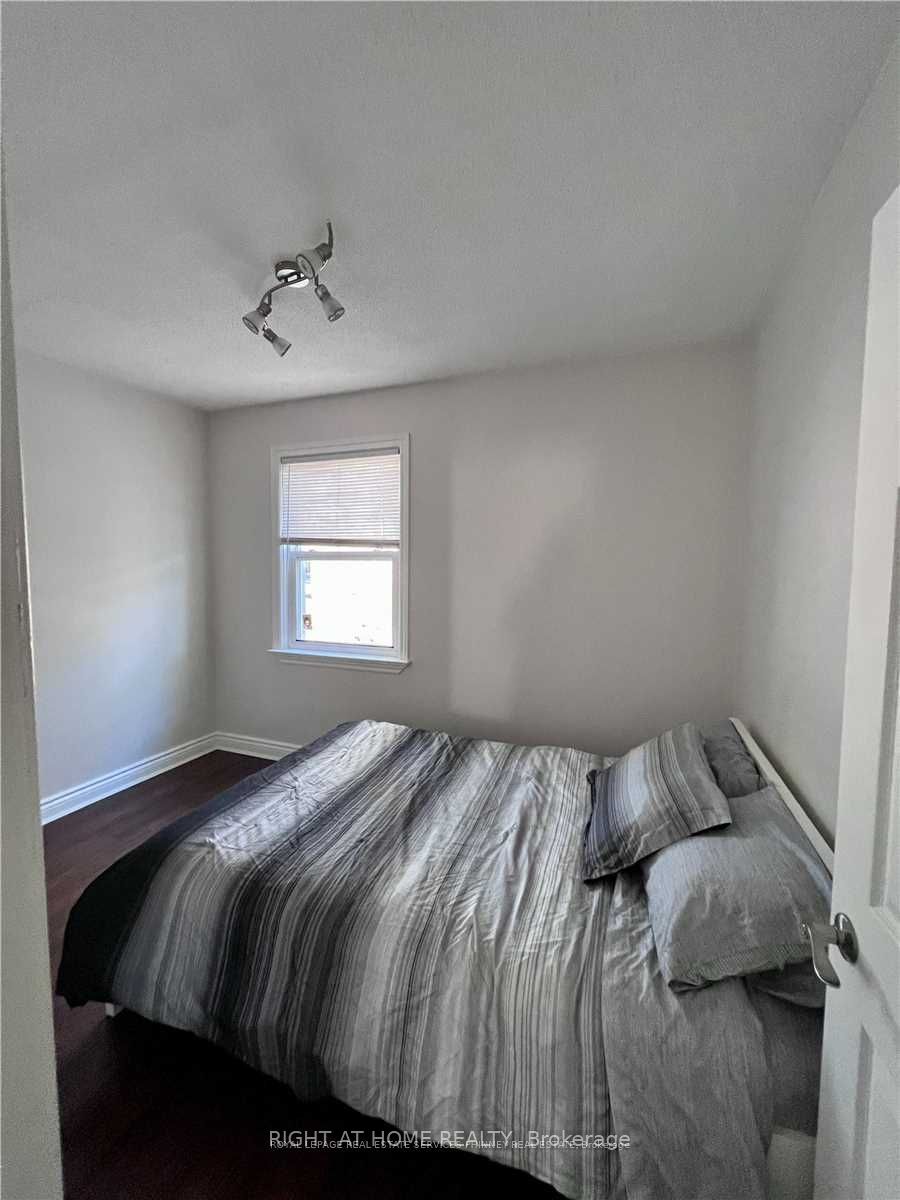 MLS #W12461165 image #16