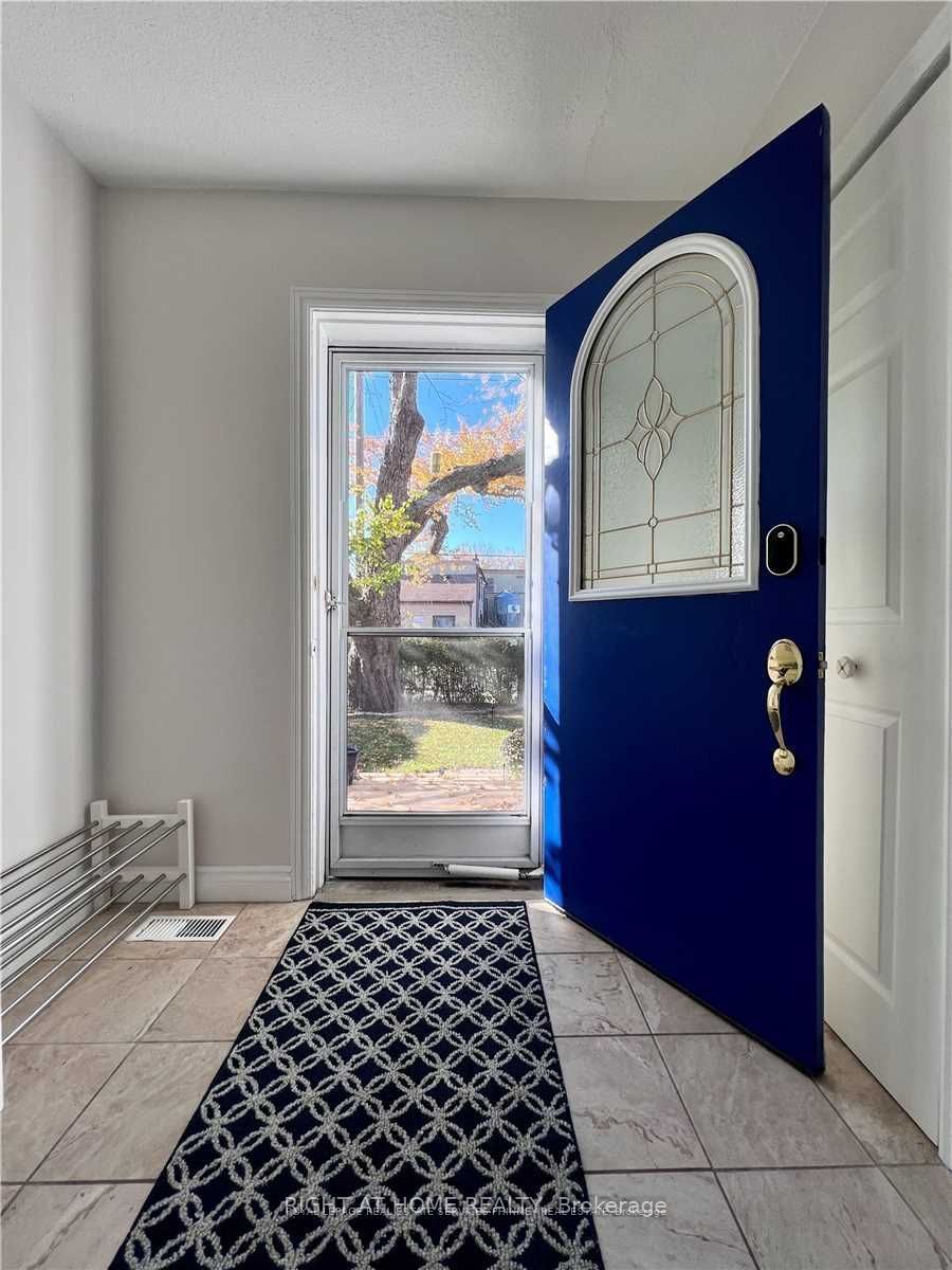 MLS #W12461165 image #2