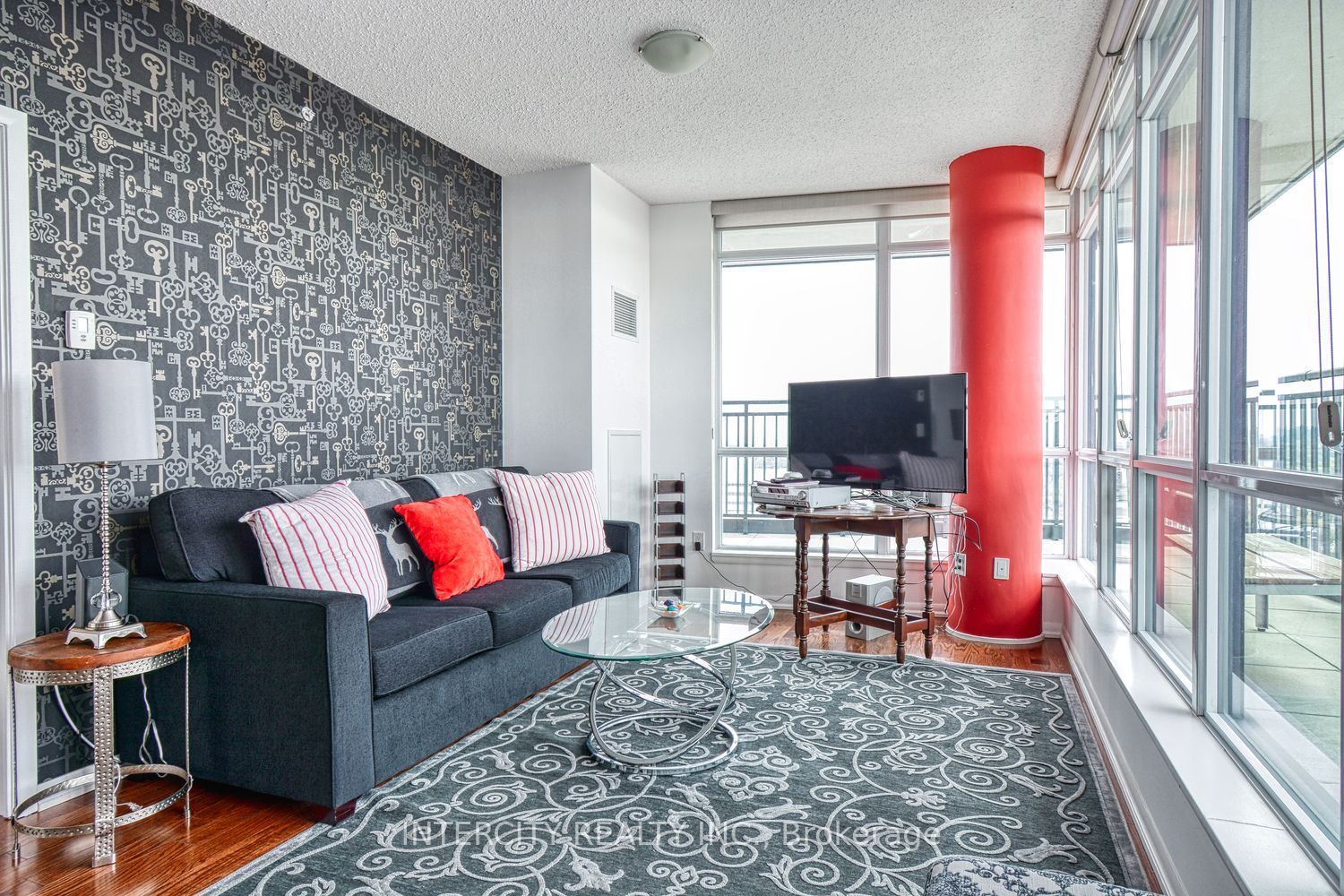 MLS #W12461837 image #10