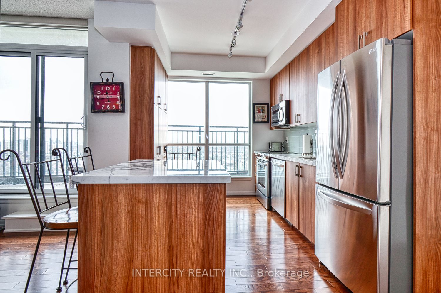 MLS #W12461837 image #3