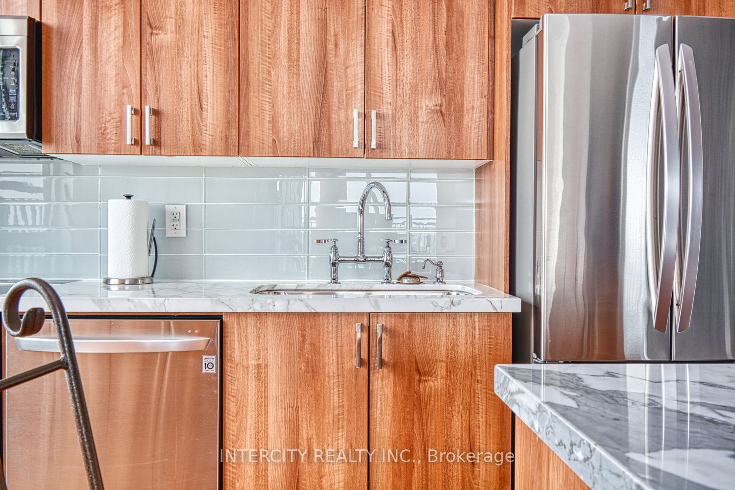 MLS #W12461837 image #8