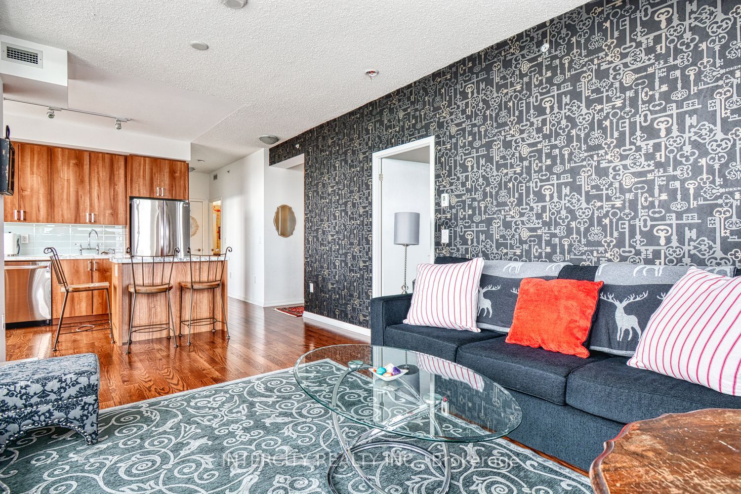 MLS #W12461837 image #9