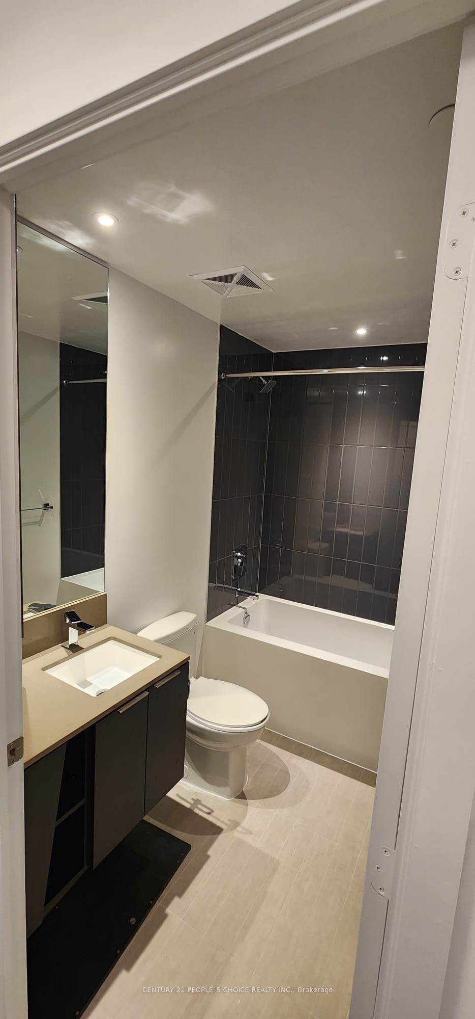 MLS #W12461861 image #17