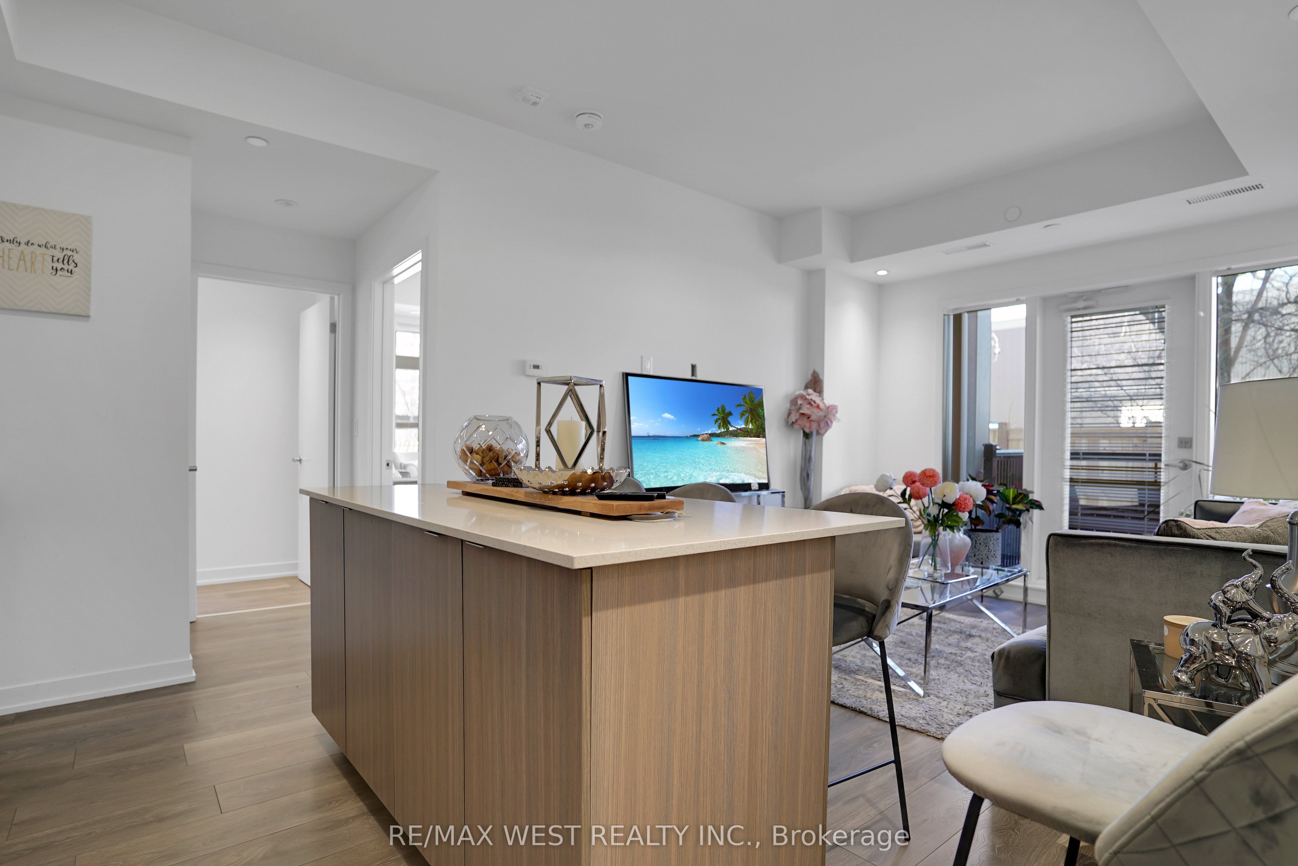 MLS #W12461862 image #1