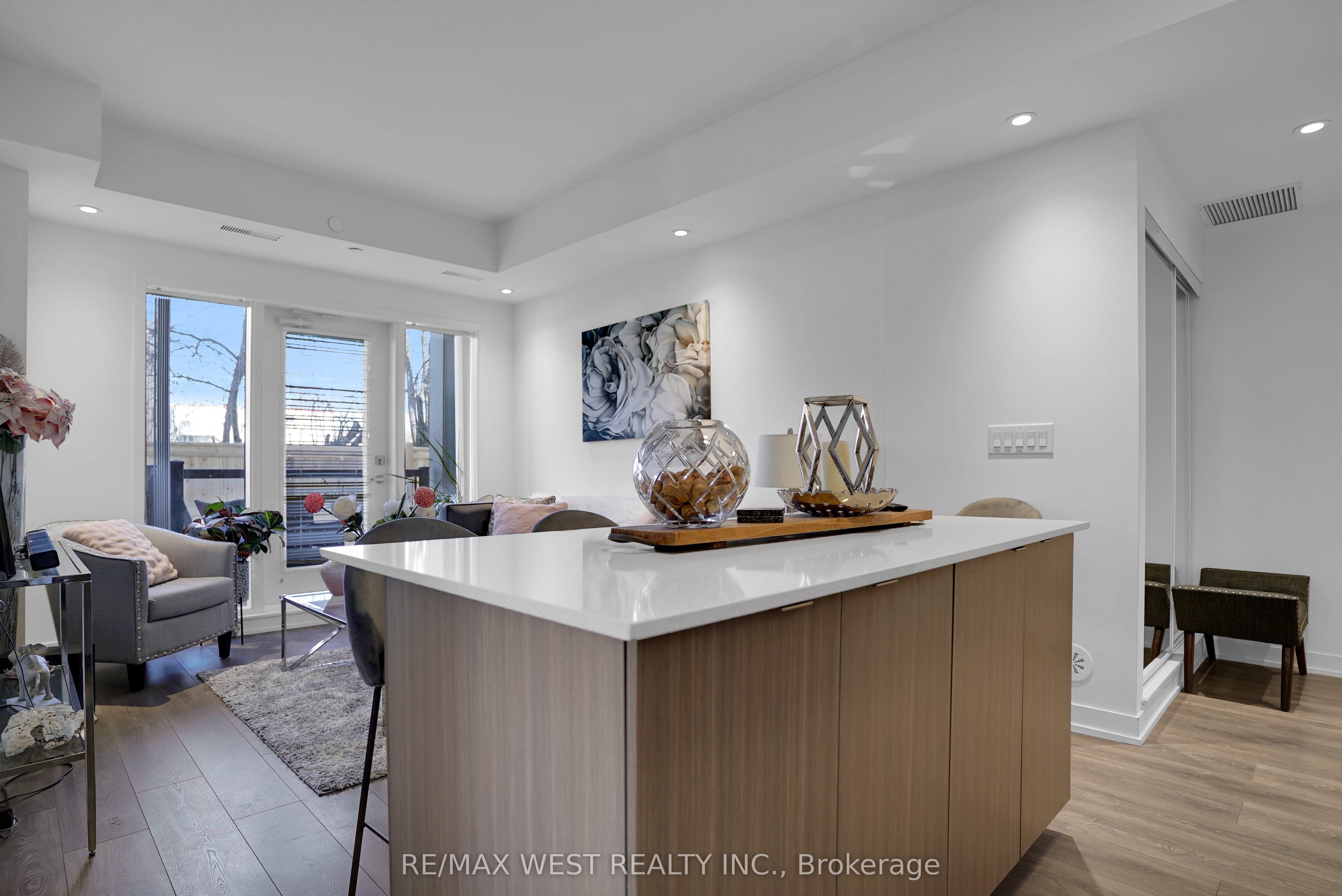 MLS #W12461862 image #3