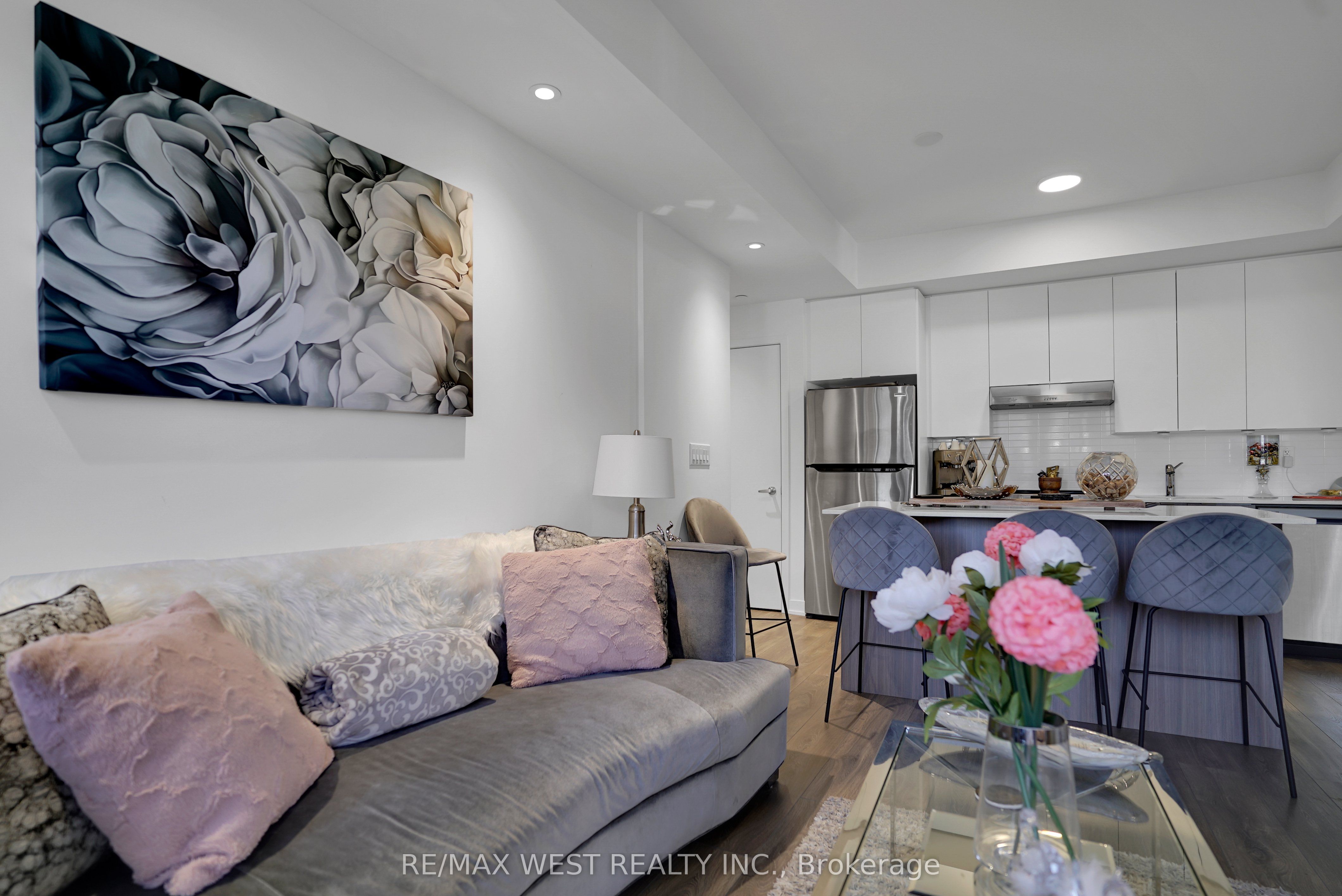 MLS #W12461862 image #7