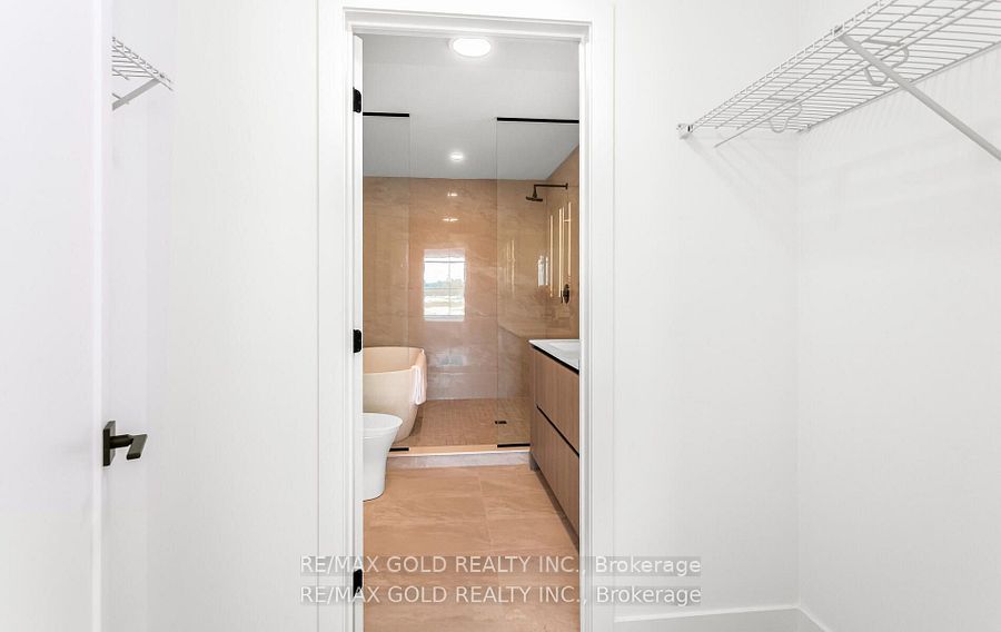 MLS #W12463402 image #30