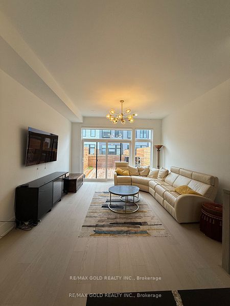 MLS #W12463402 image #4