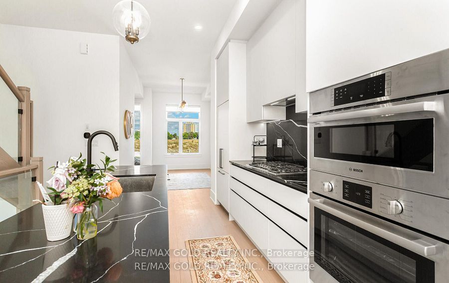 MLS #W12463402 image #5