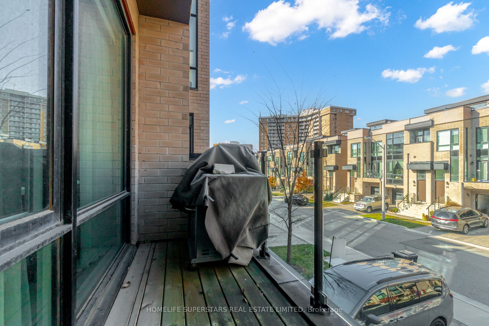 MLS #W12464118 image #10