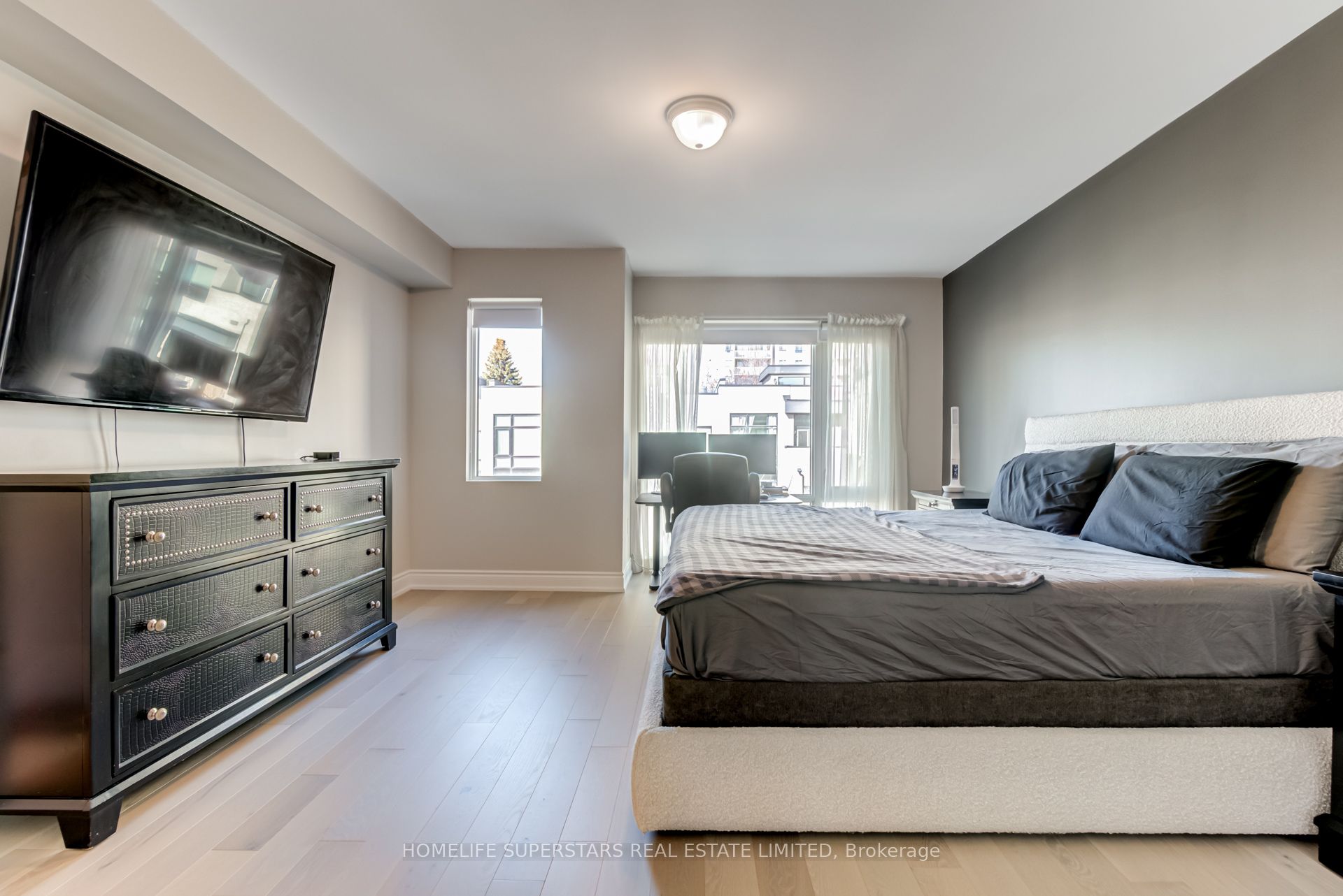 MLS #W12464118 image #11