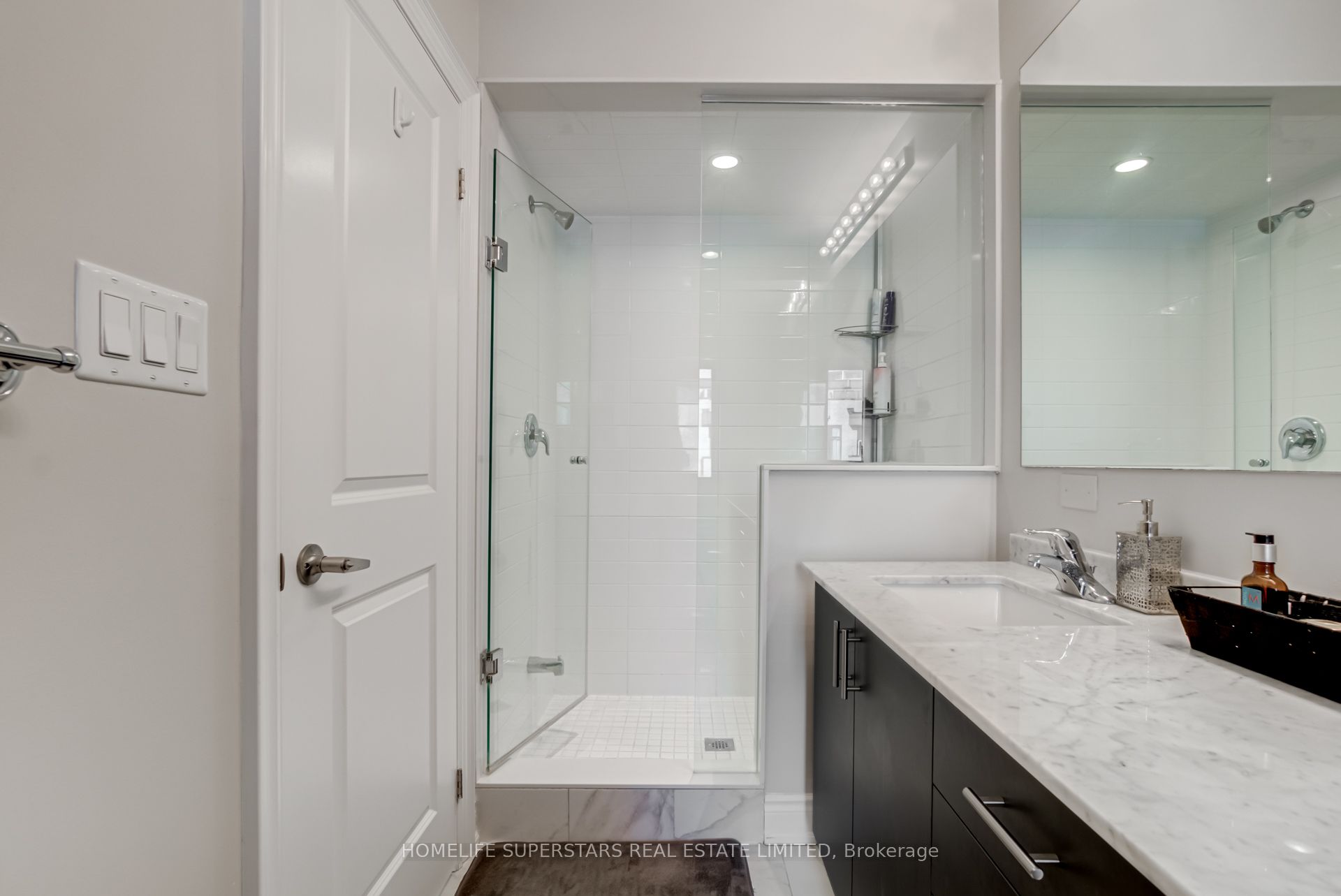 MLS #W12464118 image #13