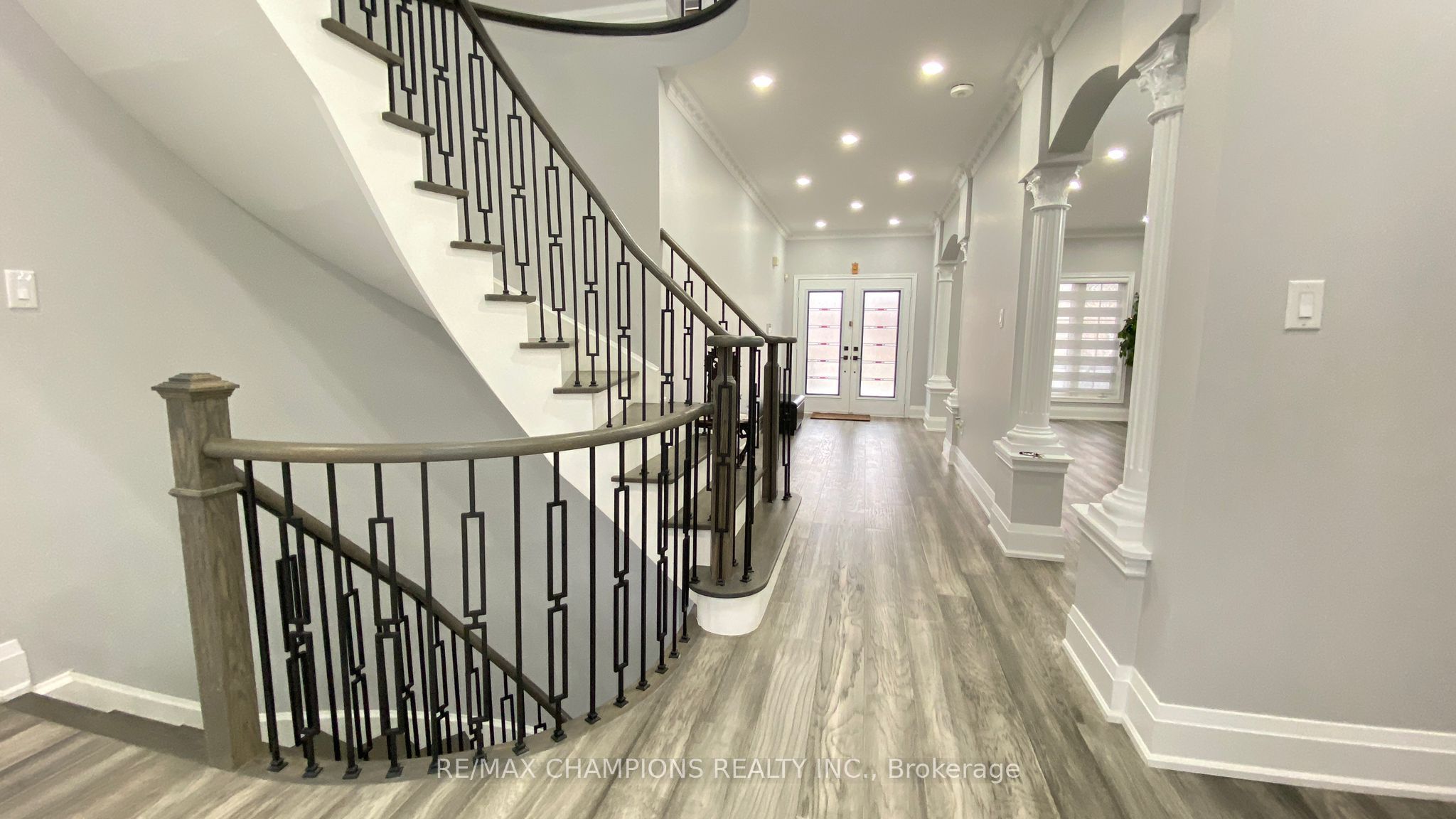 MLS #W12464709 image #1